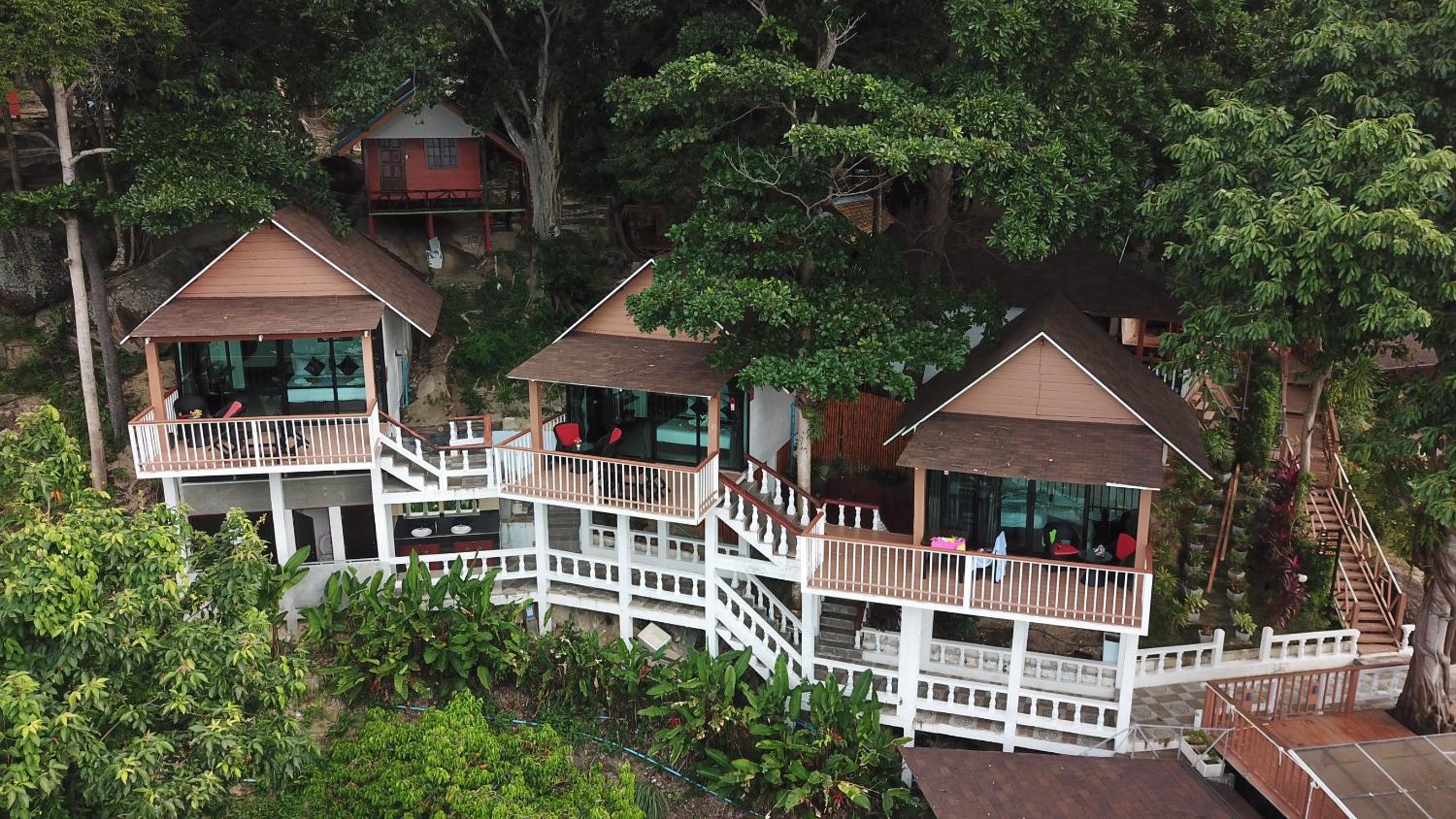 Chareena Hill Beach Resort