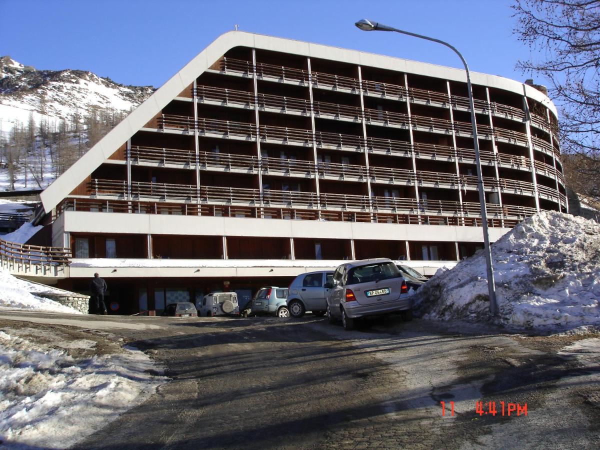 appartamento con vista Cervino- frazione Breuil Cervinia Cieloalto Piano 3 appartamento 306 reception Coin au Paradise photo 3