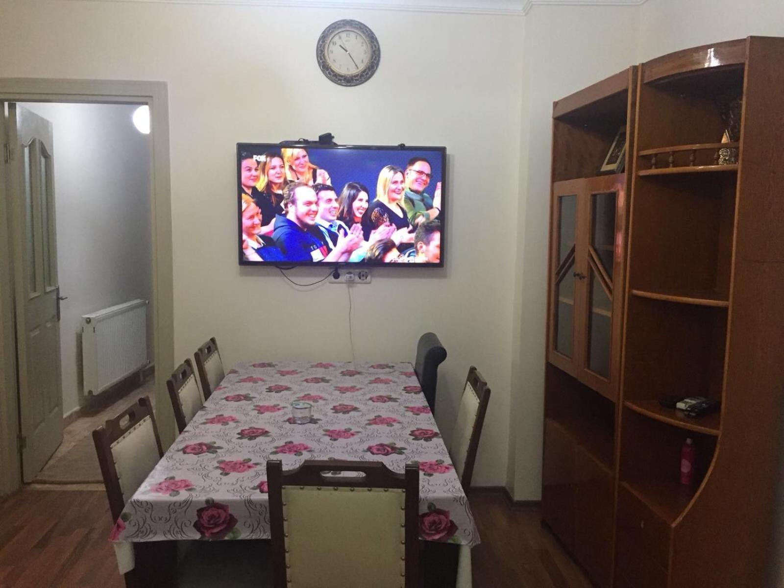 Eda's Apartment