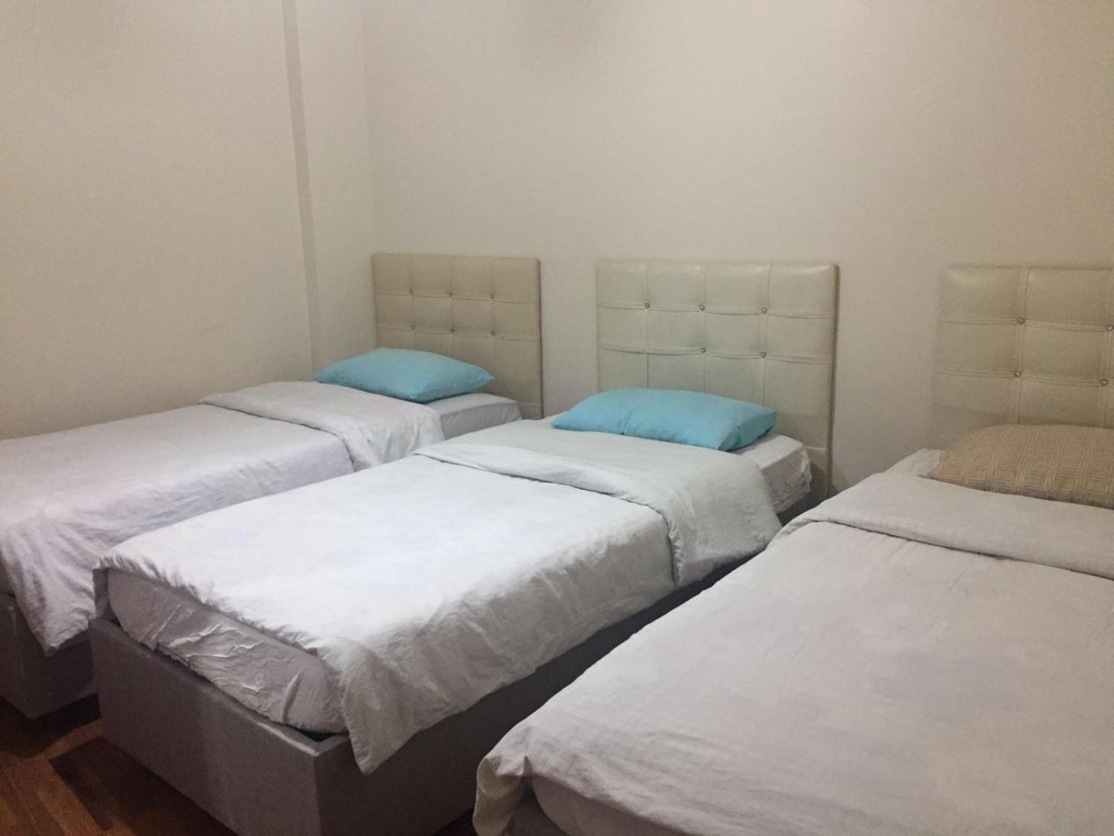 Eda's Apartment