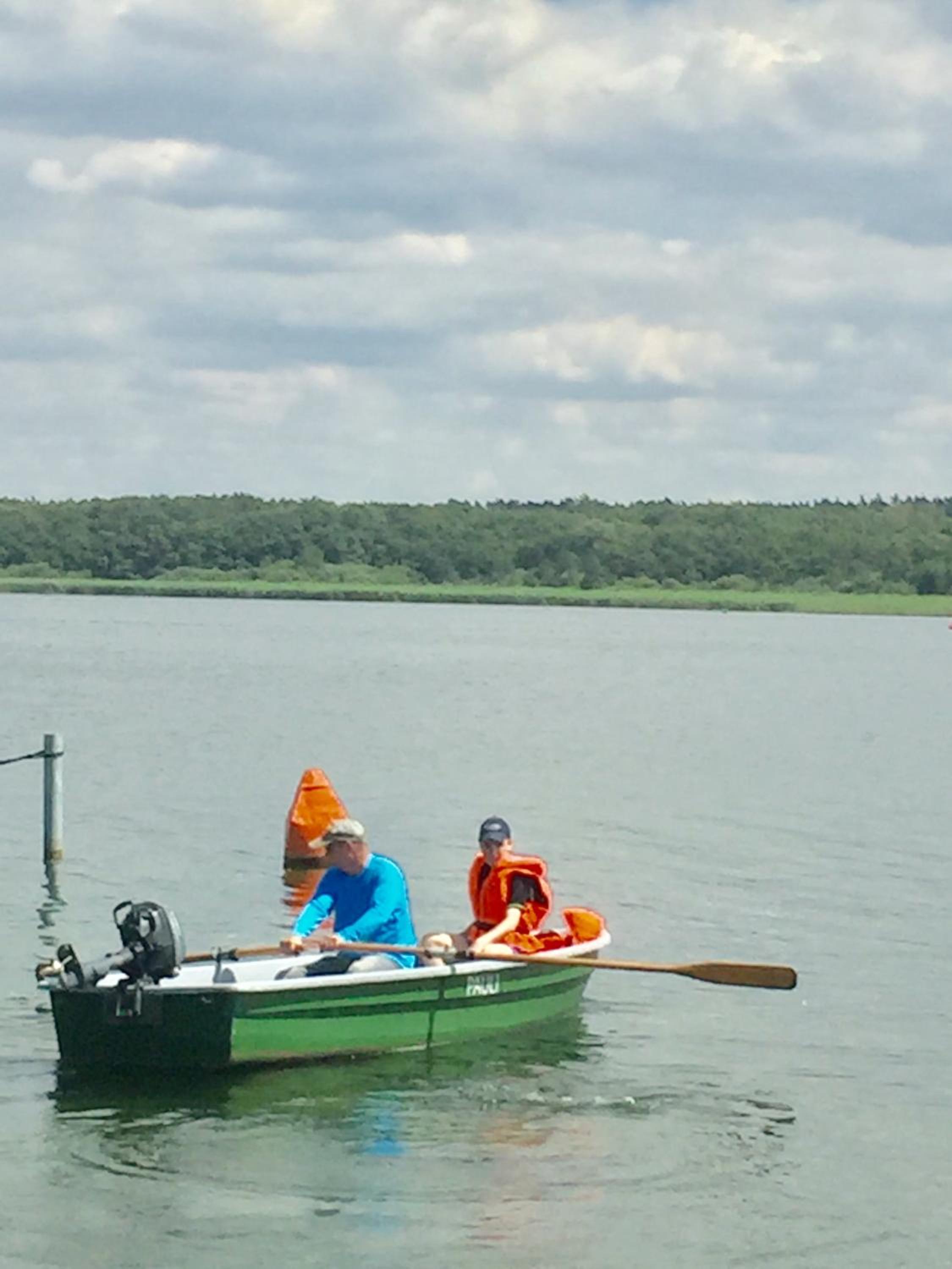 Fischerhus mit Boot,Sauna und Kamin je Seite