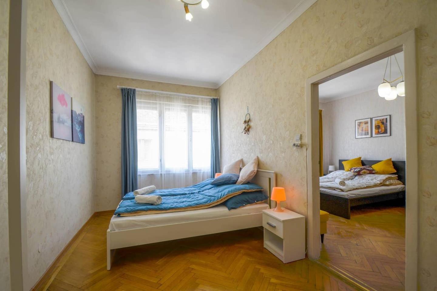 Lónyay Gellert View 2BR view 3
