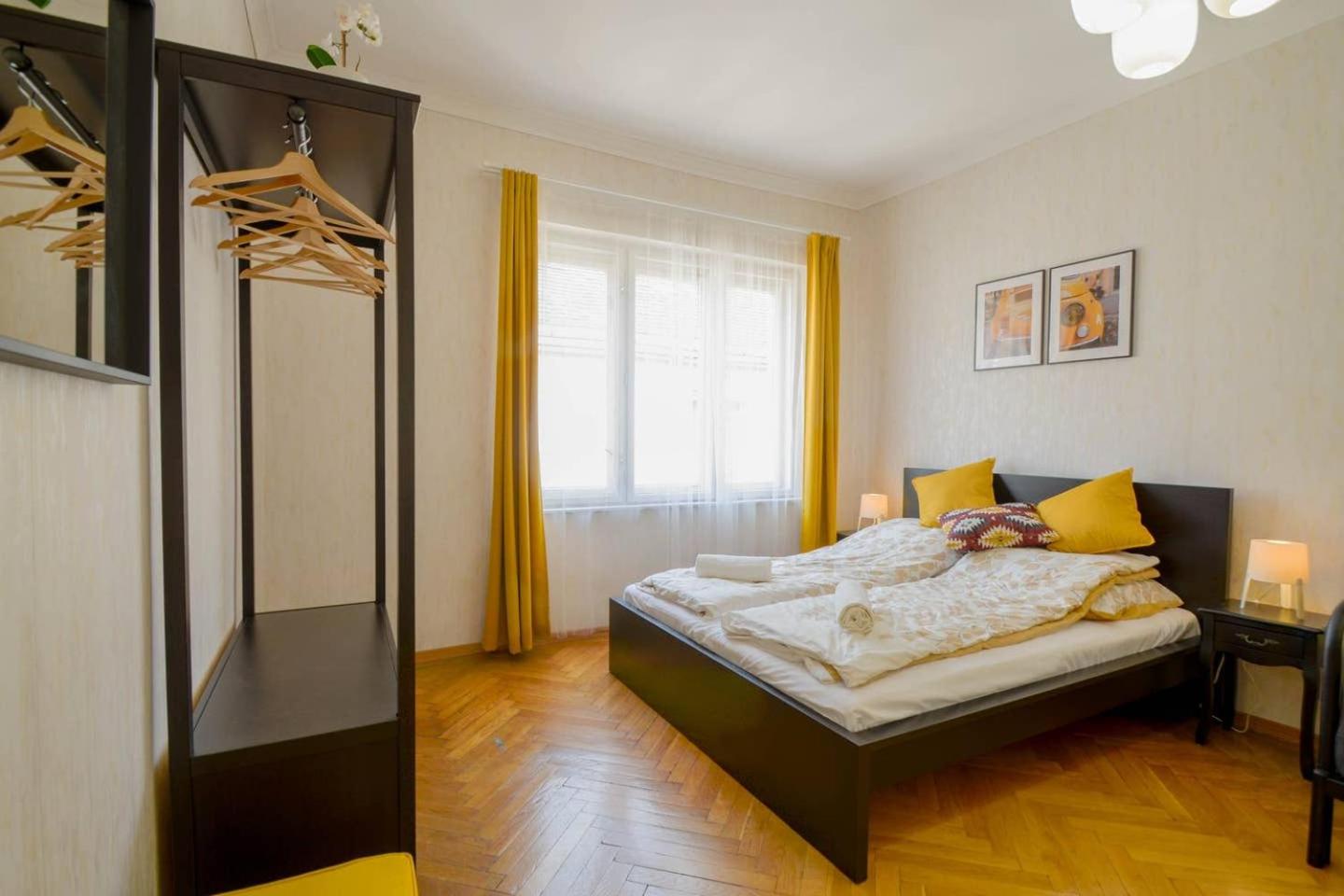 Lónyay Gellert View 2BR view 4