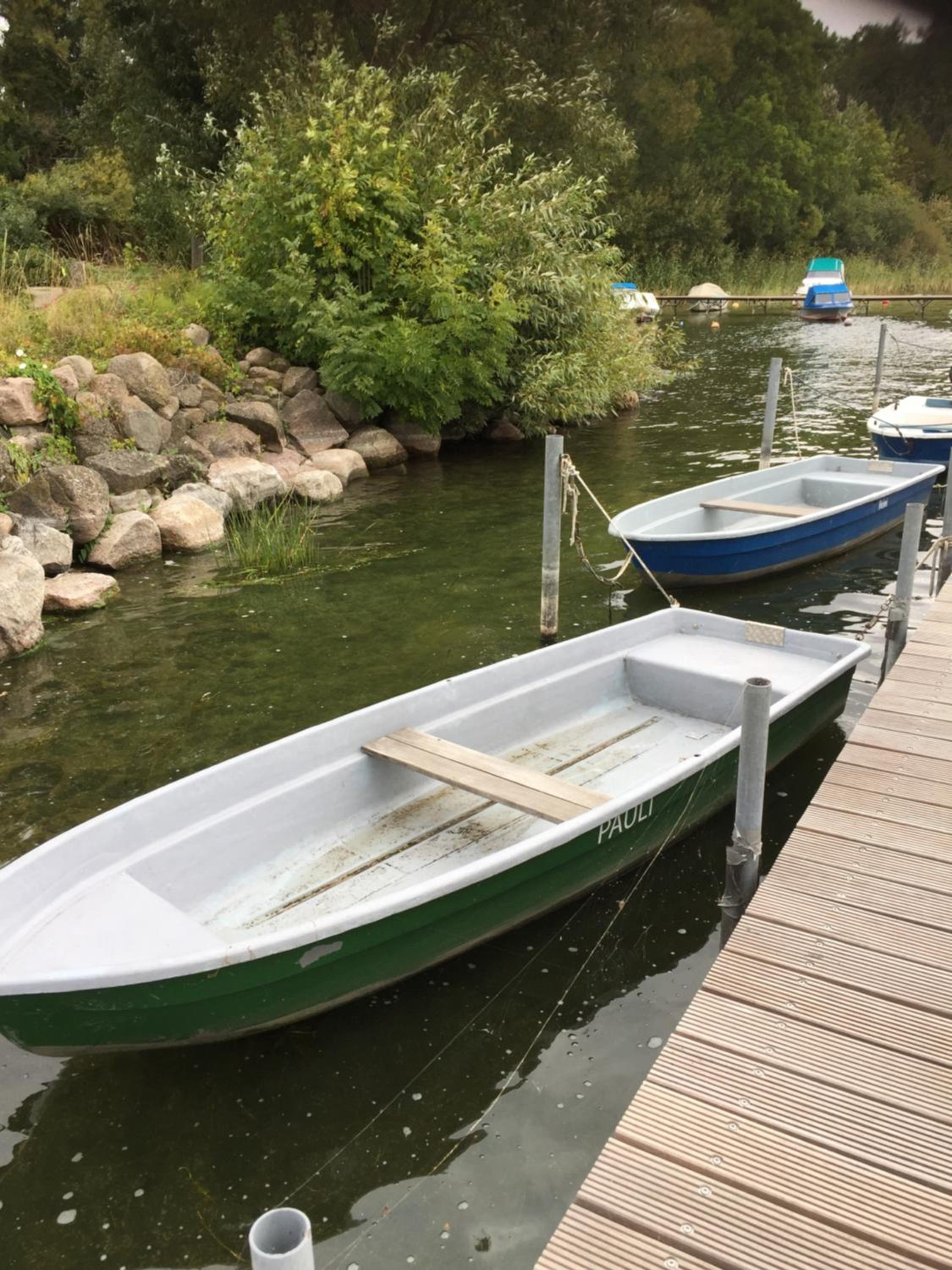 Fischerhus mit Boot,Sauna und Kamin je Seite