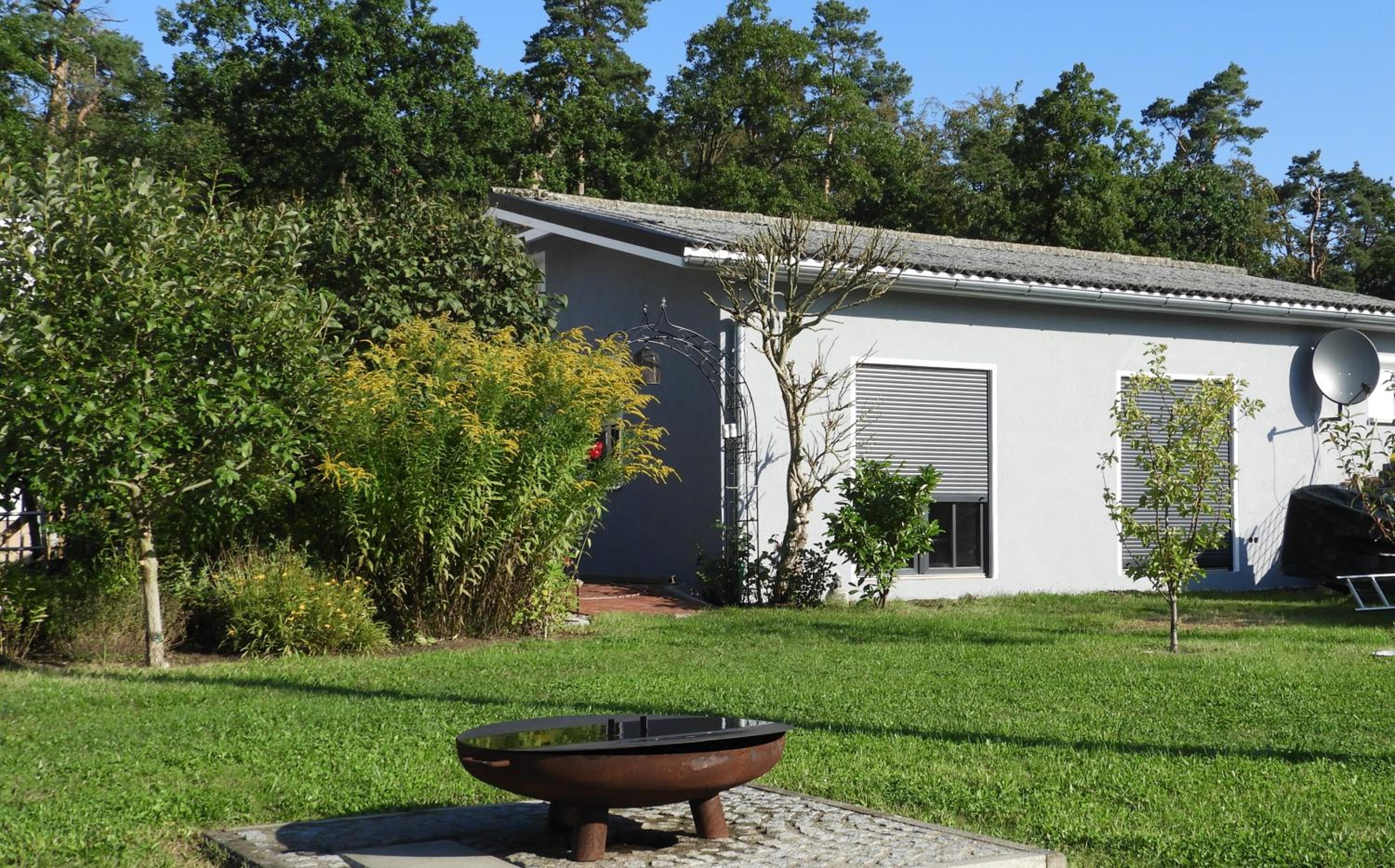 Ferienhaus mit Garten