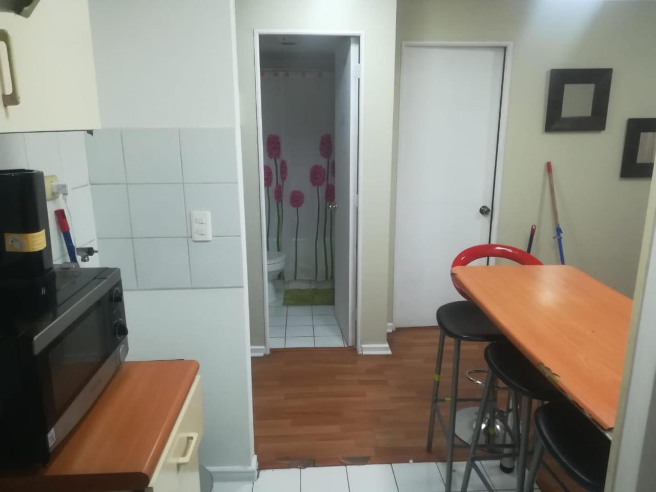 Depto a pasos de Metro Irarrazaval