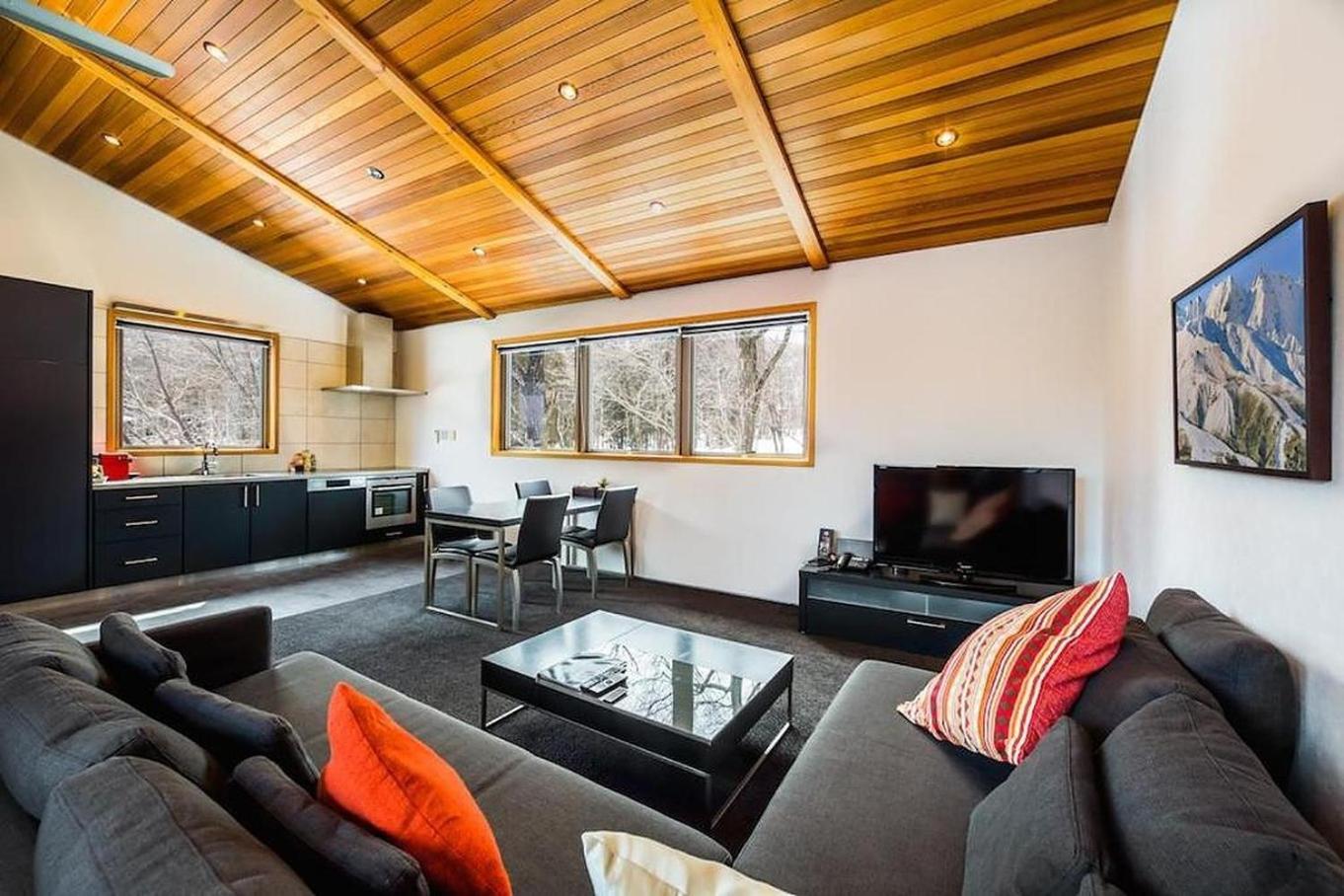 Phoenix Chalets by HHG