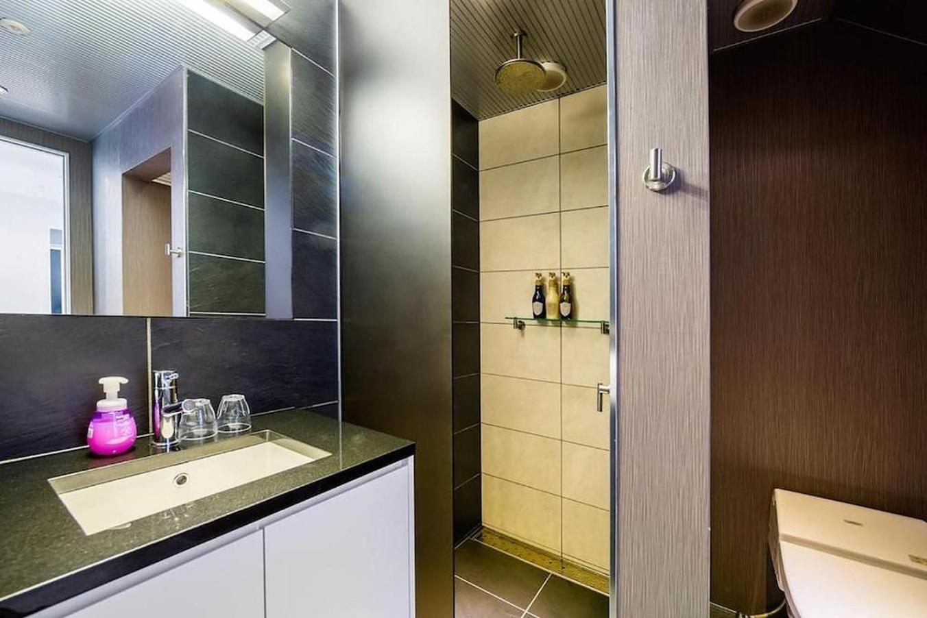 Phoenix Chalets by HHG