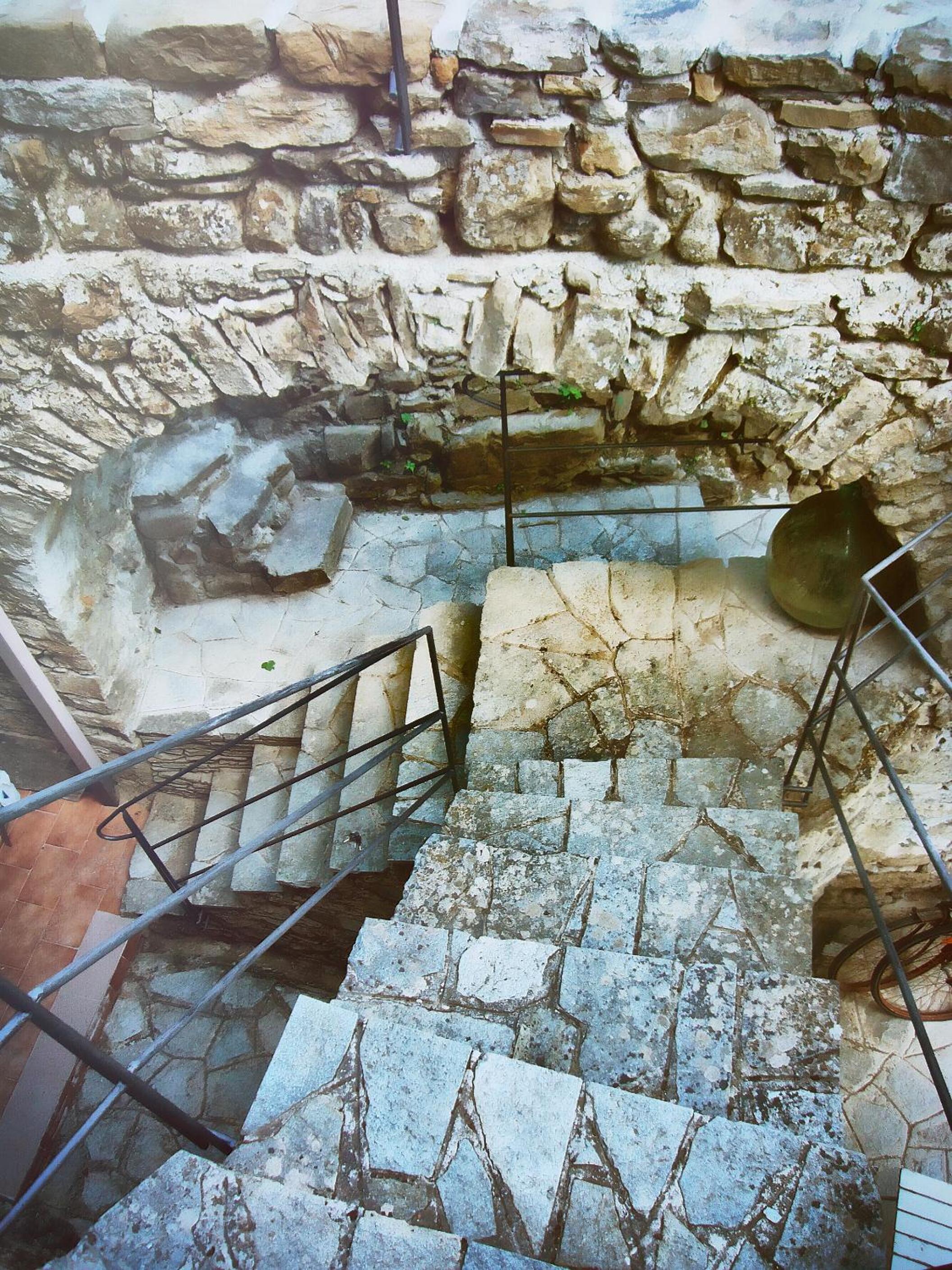 Photo 34