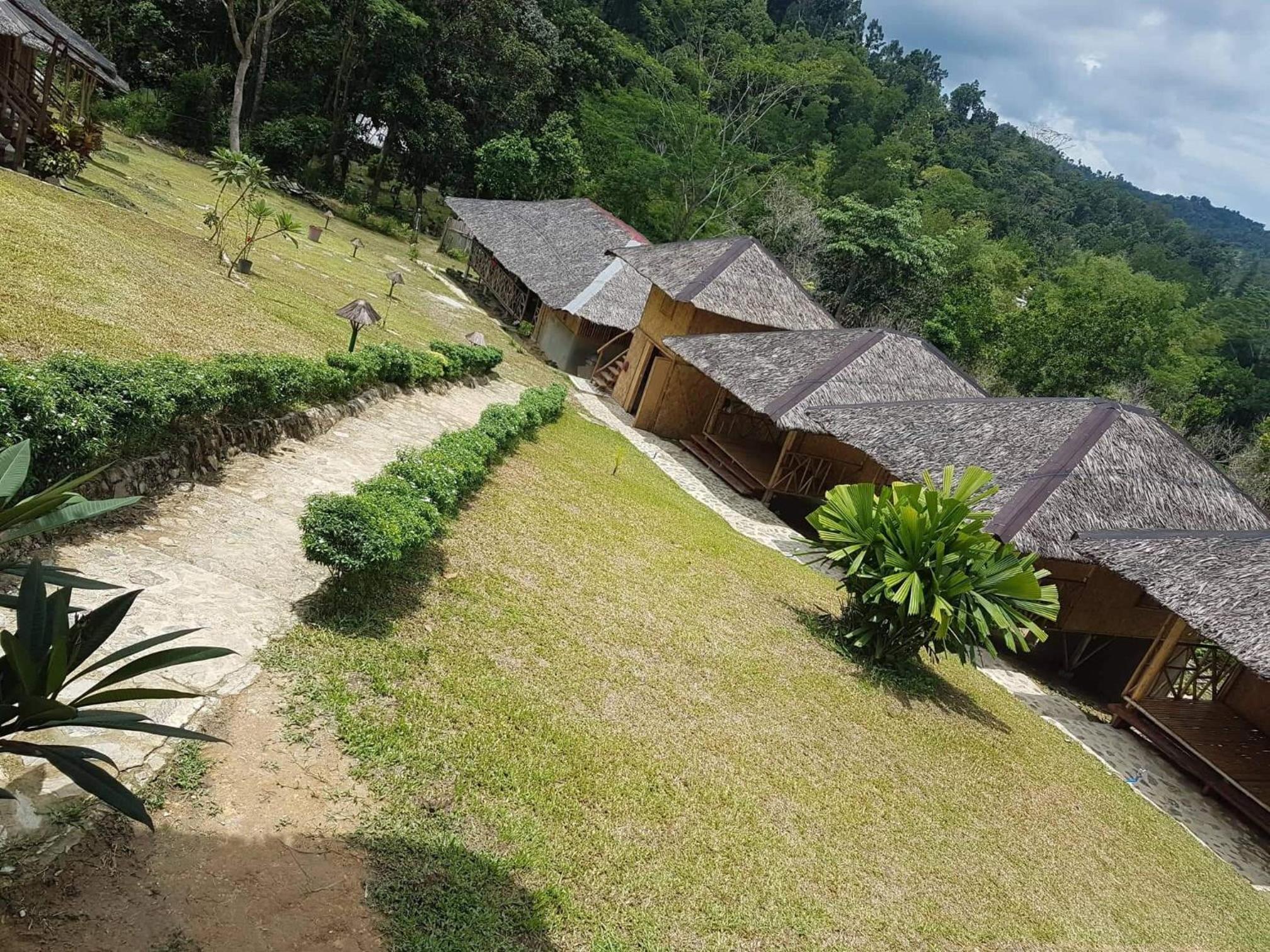 CXJ Travelers Inn view 4