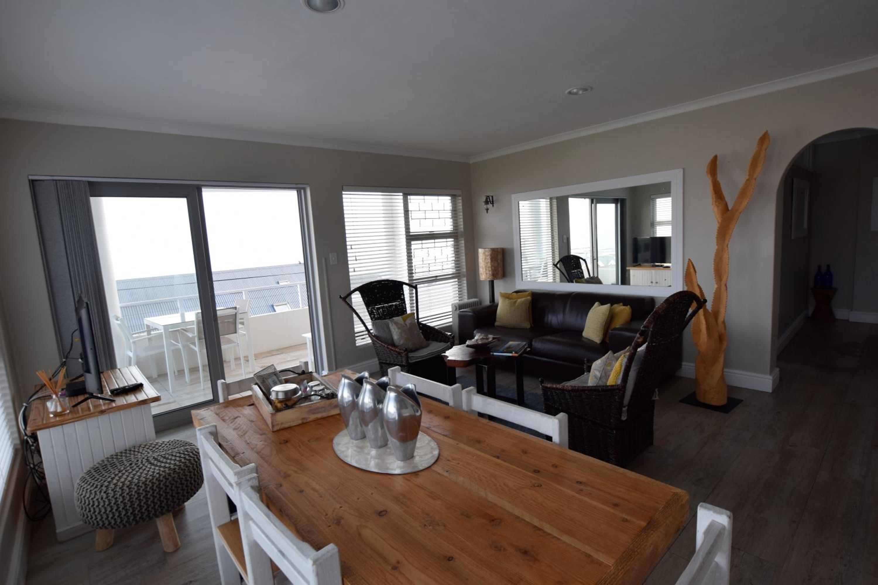 Apartment Dolphin House