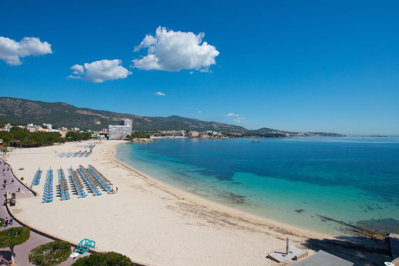 Apartamentos Calablanca