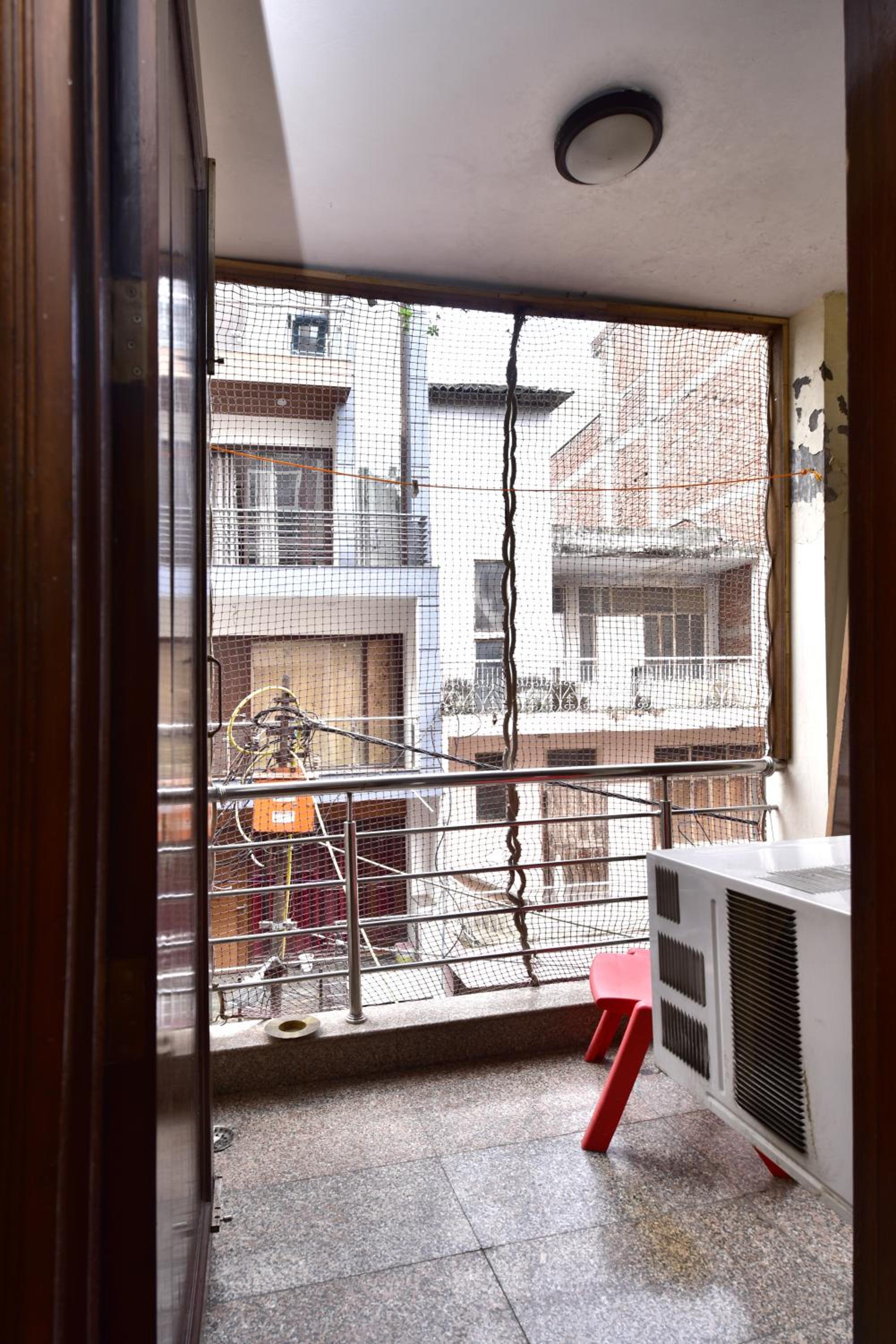 2BHK Comfortable Furnished Serviced Apartments in Hauz Khas - Woodpecker Apartments