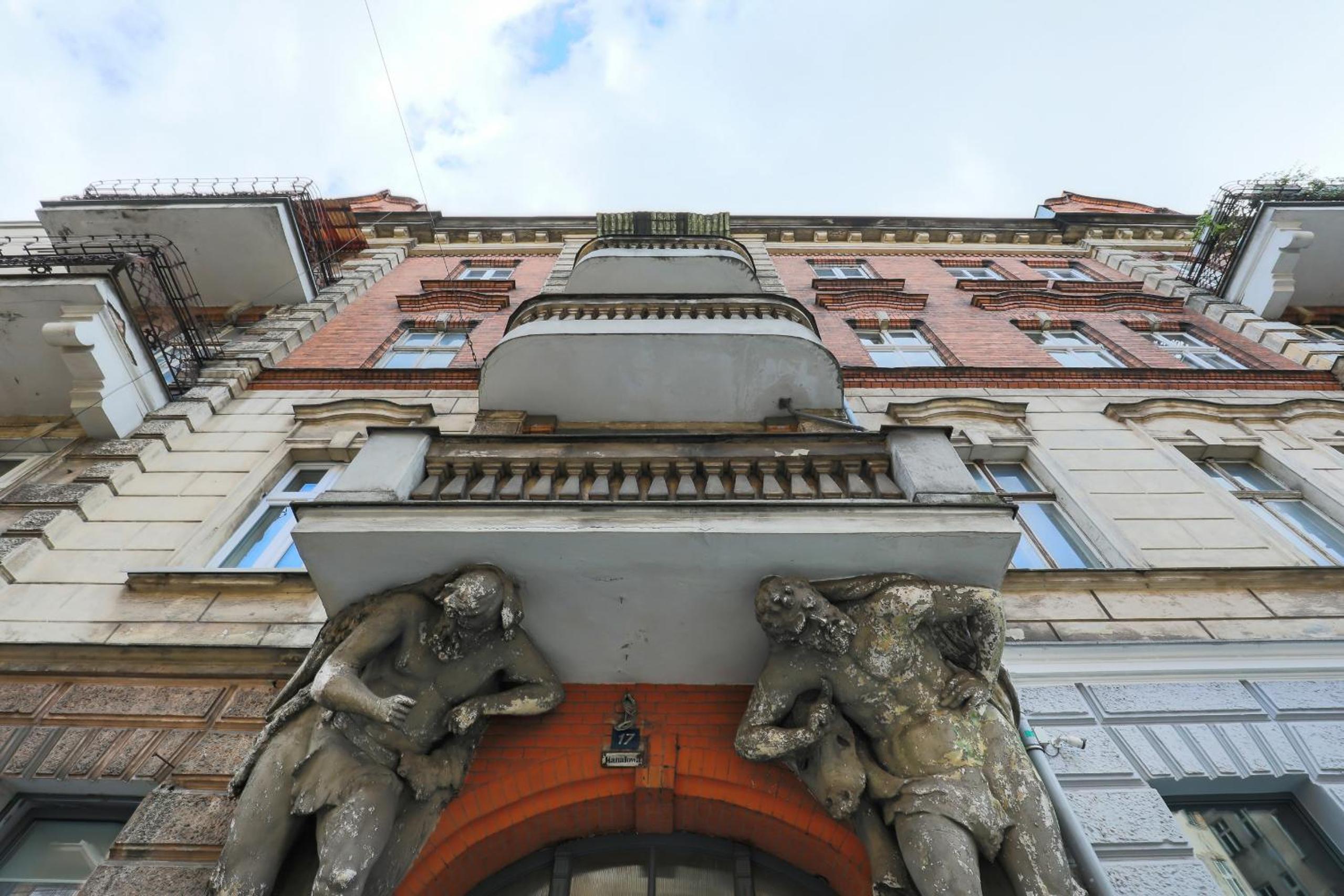 Photo 18
