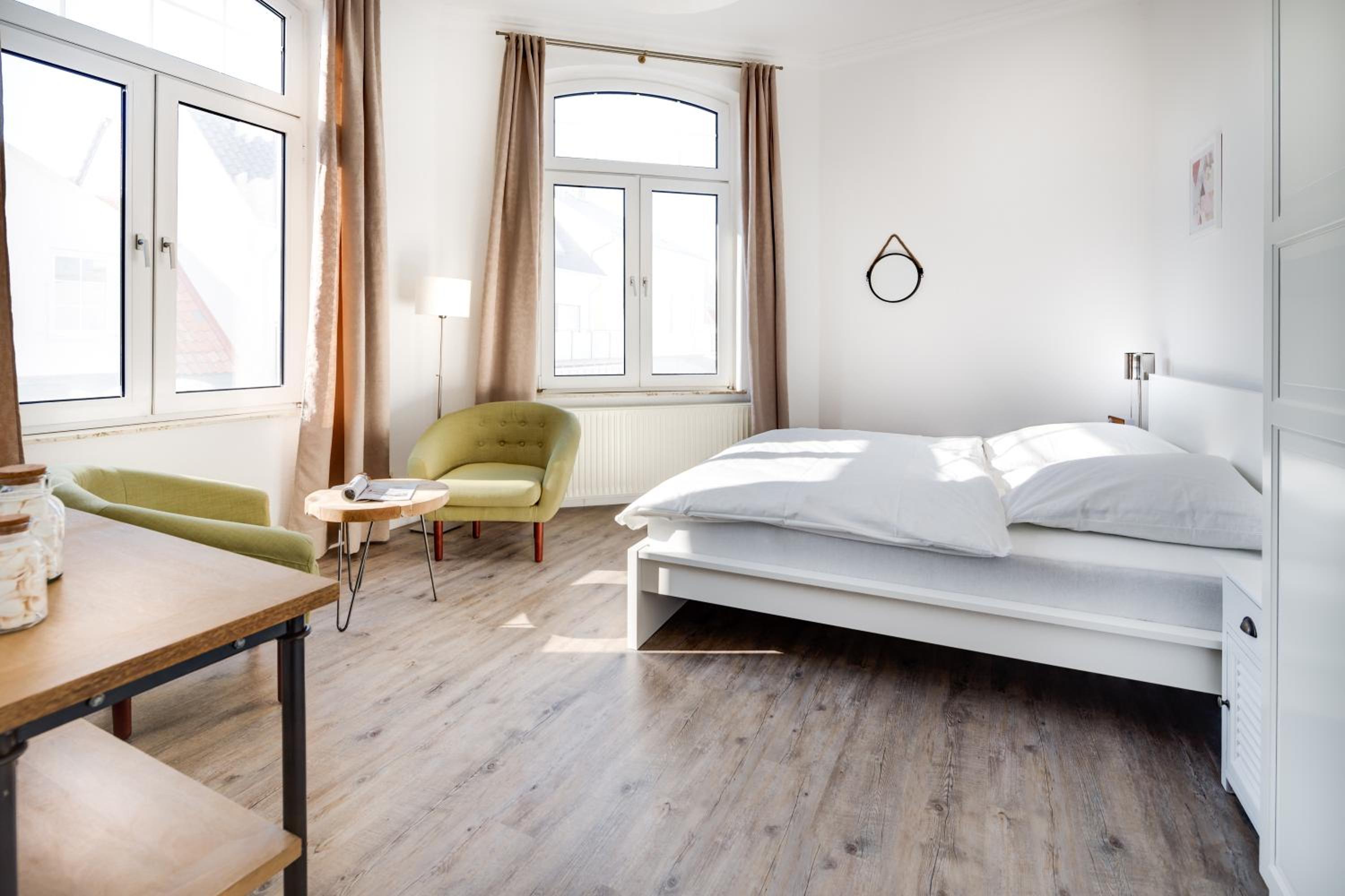 Herr Friese, Wohnung Nr. 6