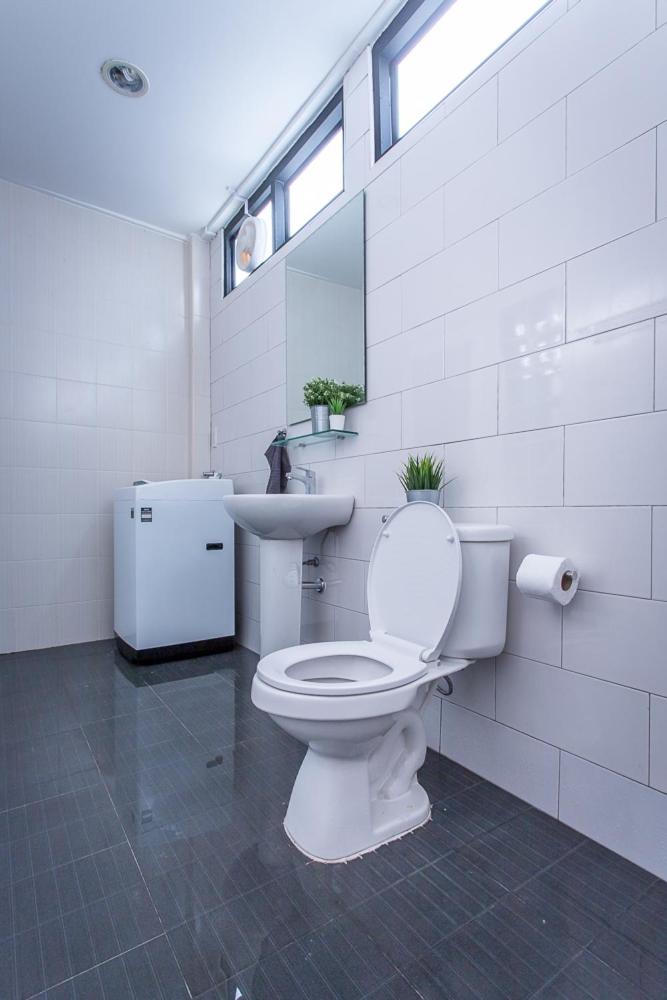 T5 2 Bedrooms/6guests/full kitchen/1 min to BTS