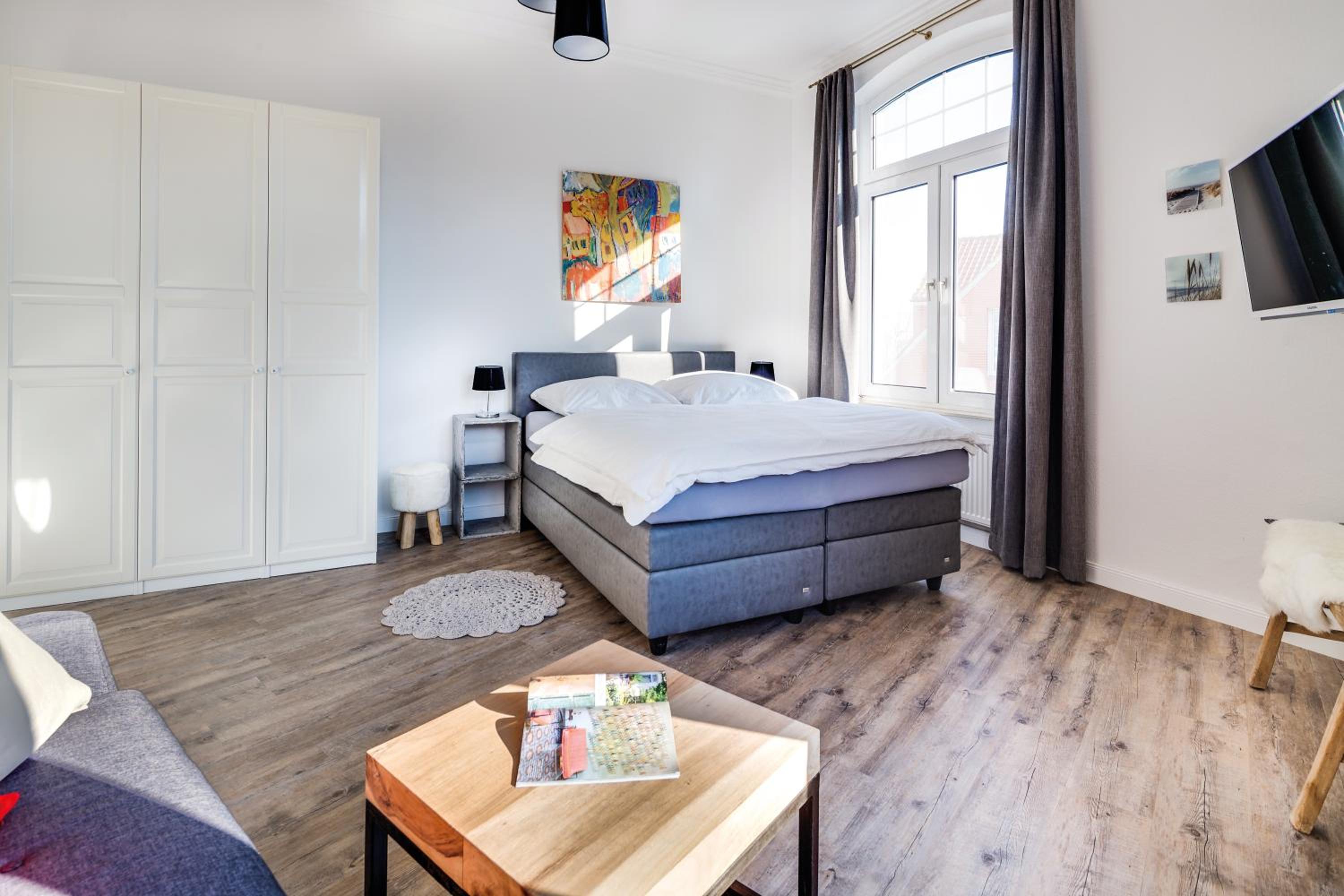 Herr Friese, Wohnung Nr. 6