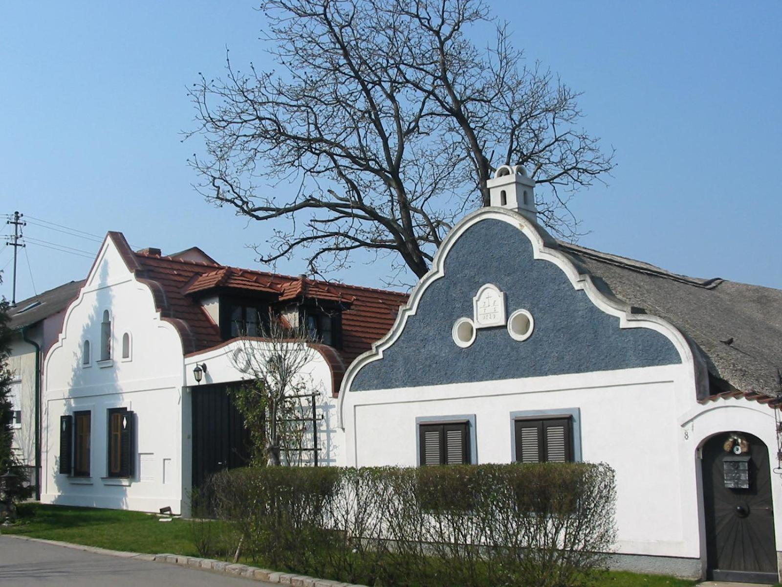 Pension Lang