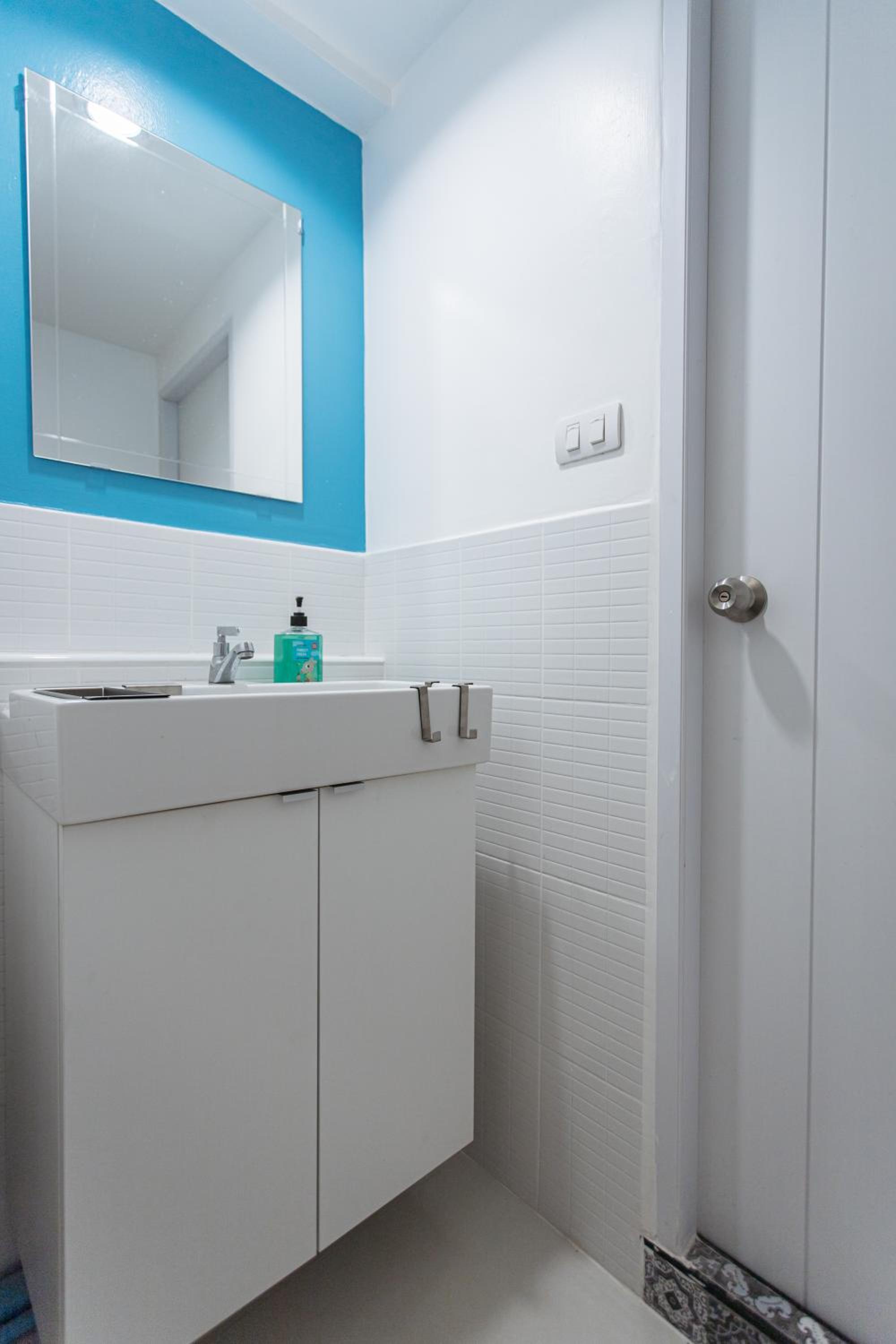 B2 Large + Comfort full kitchen near MRT Bangson