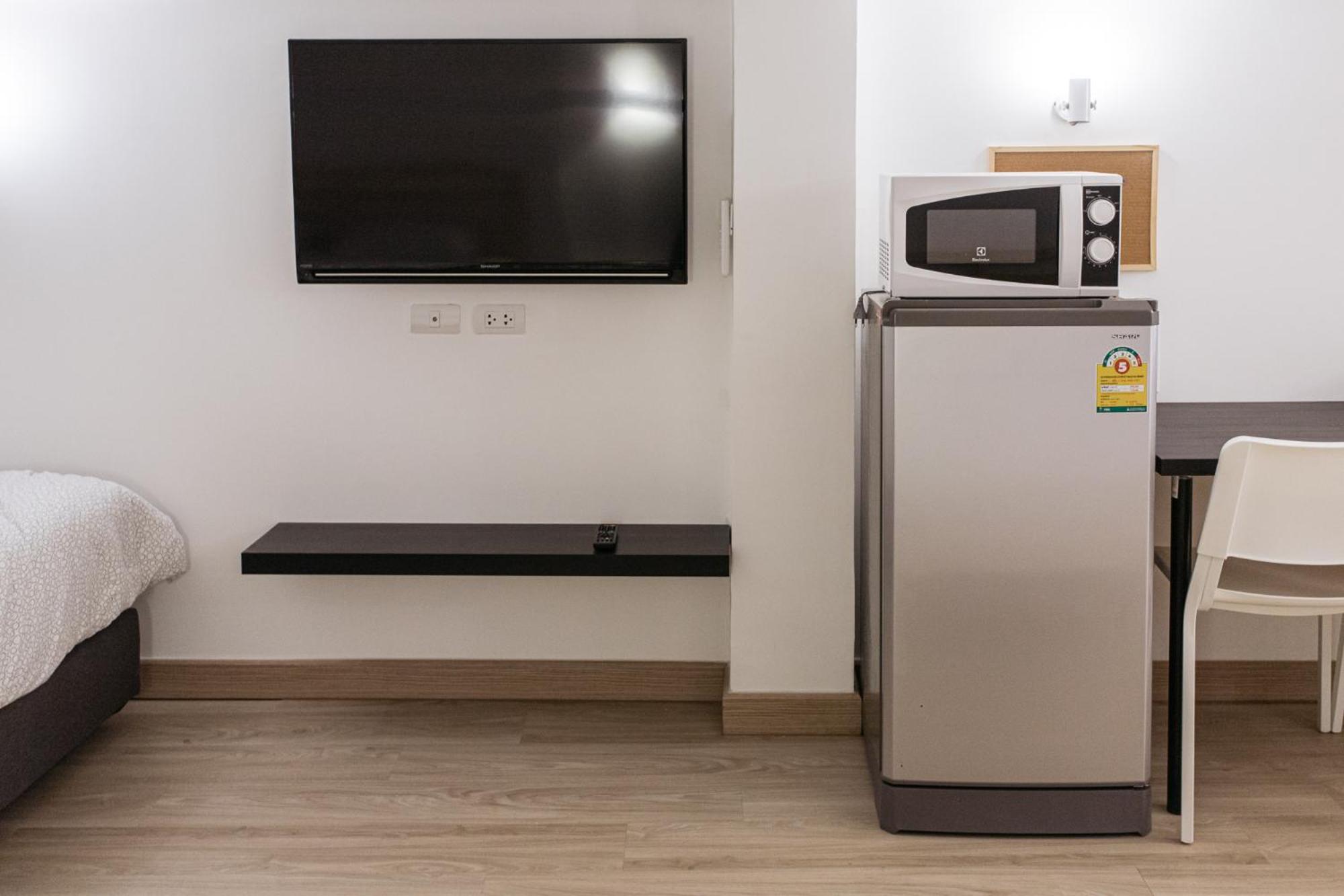 B2 Large + Comfort full kitchen near MRT Bangson