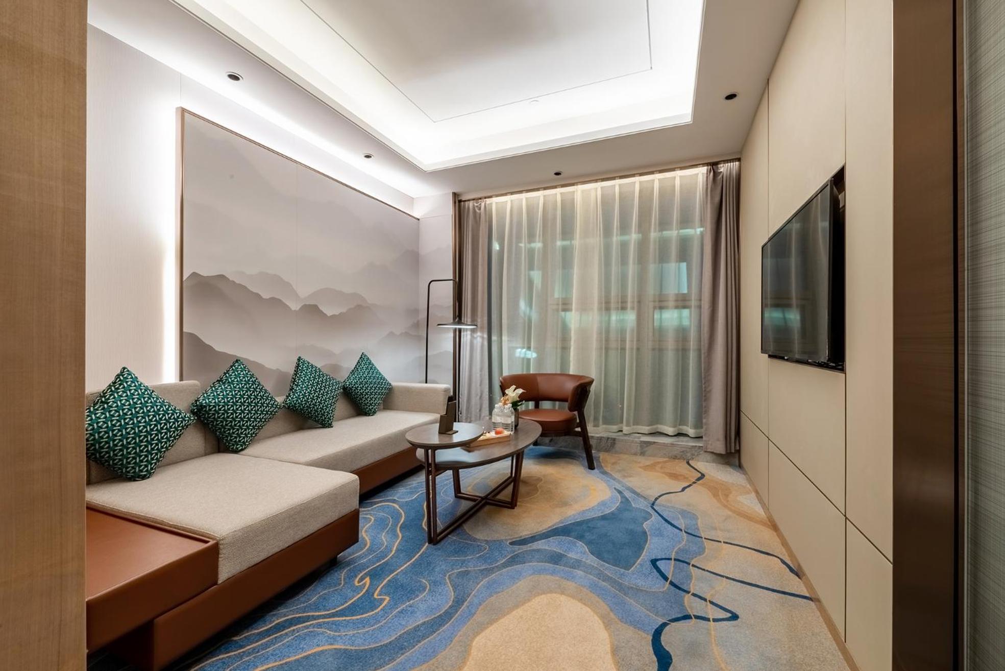Jiading Vacations - Auto City Ruili Hotel - Property Image 2