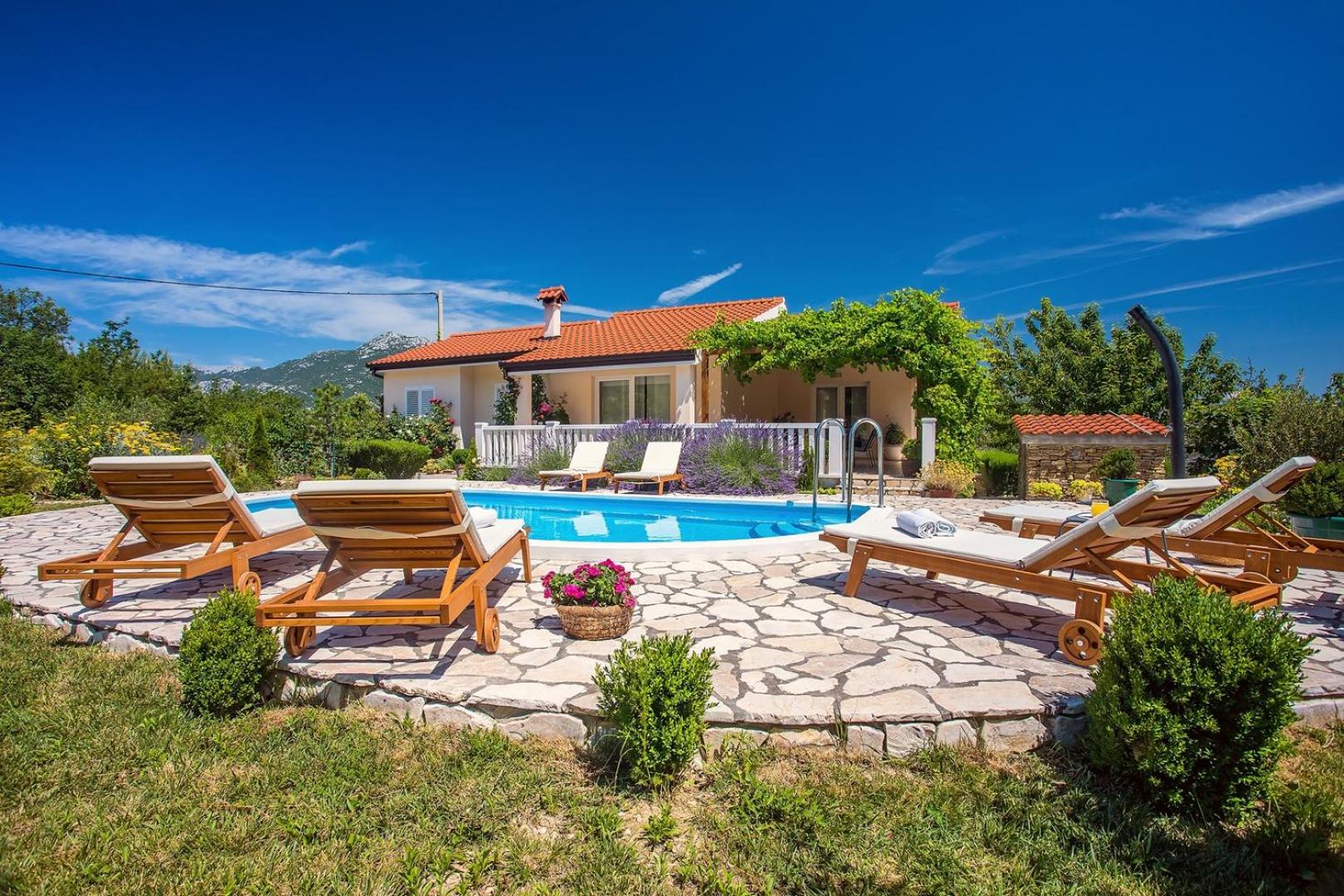 VILLA ANA - 3 bedroom villa with private pool and unspoiled natural environment view 5