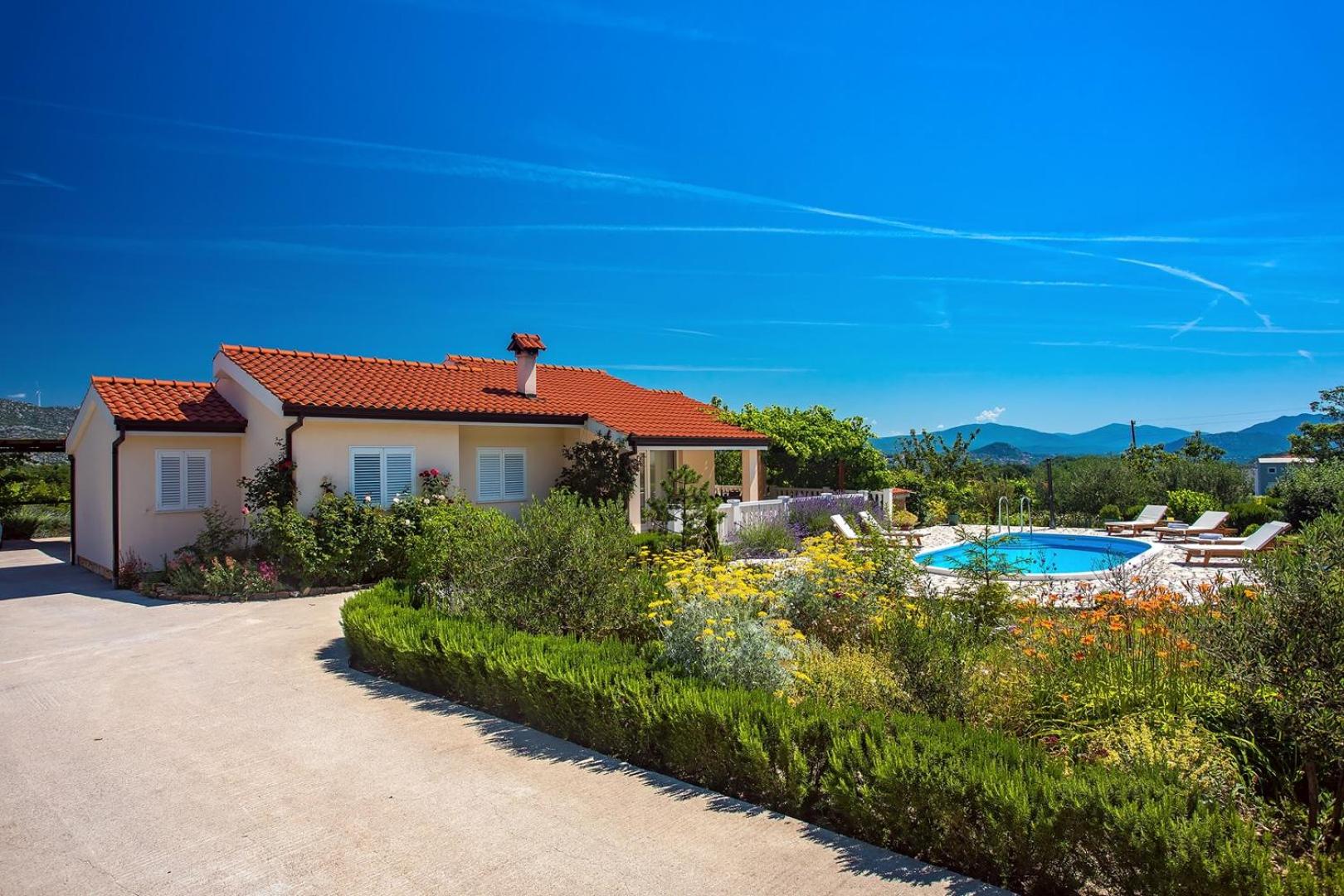 Hotel VILLA ANA - 3 bedroom villa with private pool and unspoiled natural environment - Image 1