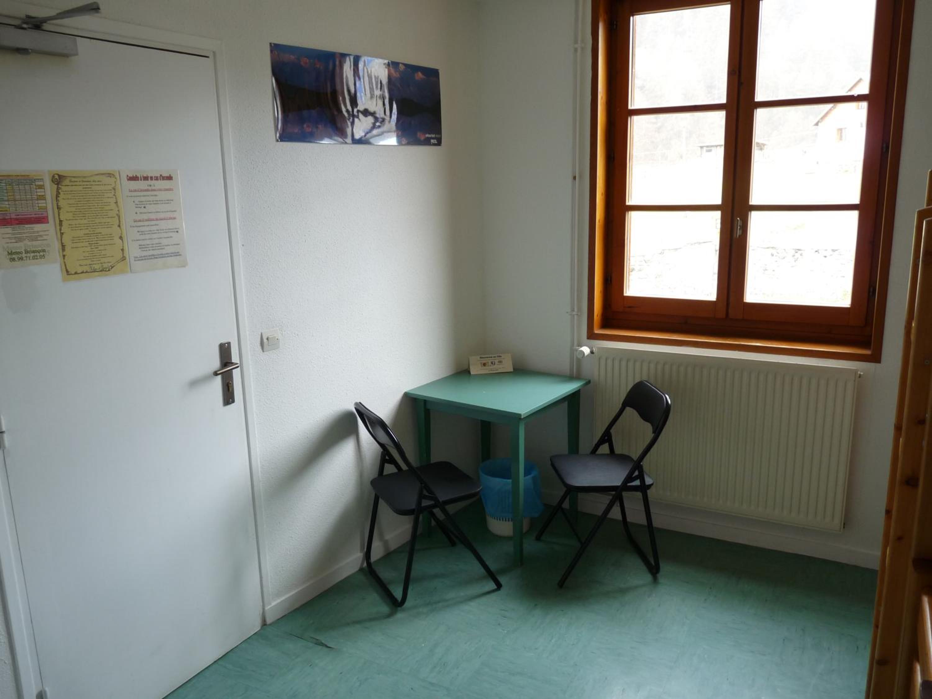 Photo 10