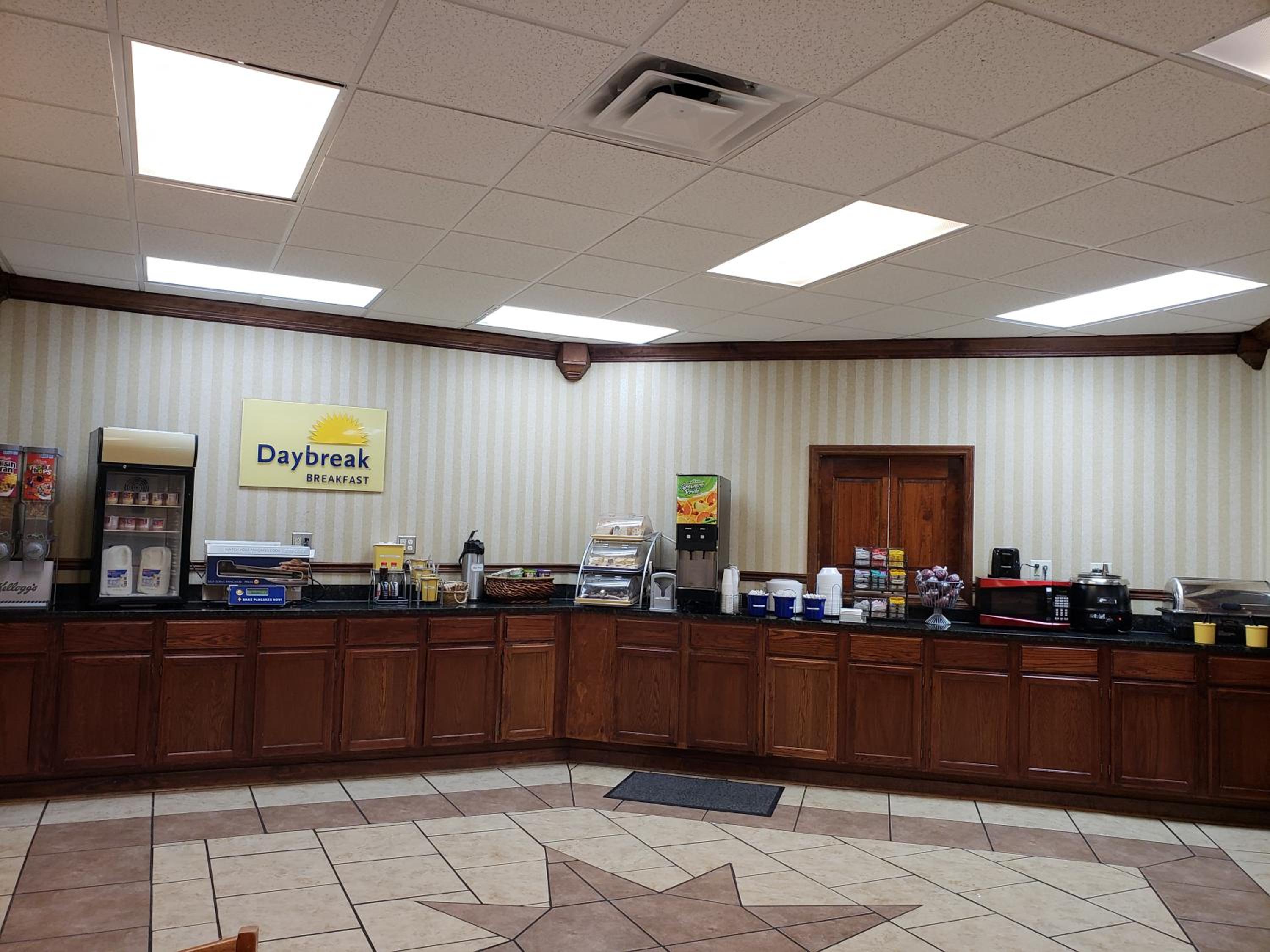 Days Inn by Wyndham Columbus-North Fort Moore, Fotografia 34