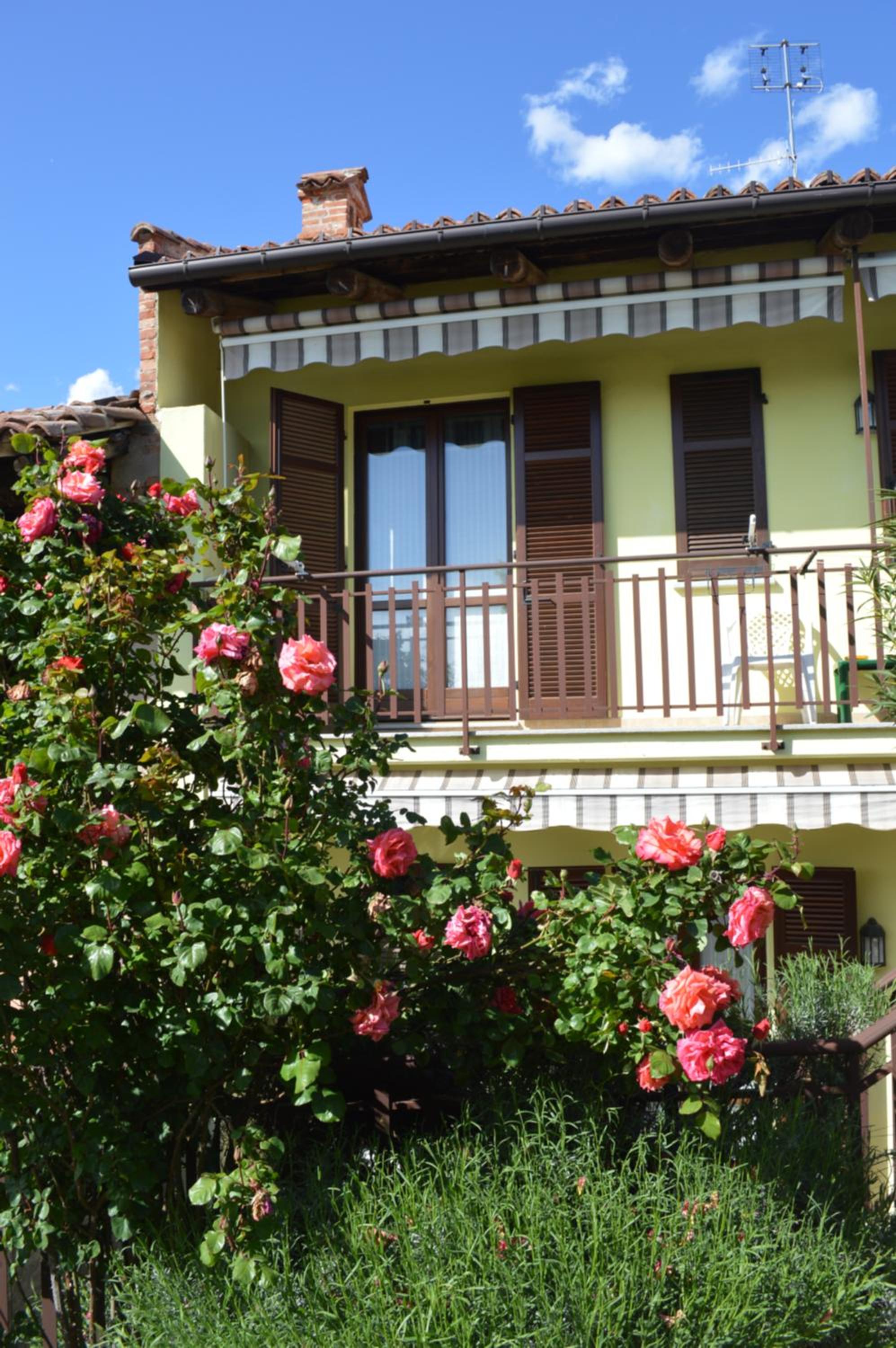 Tra... Monti E Vigne view 5