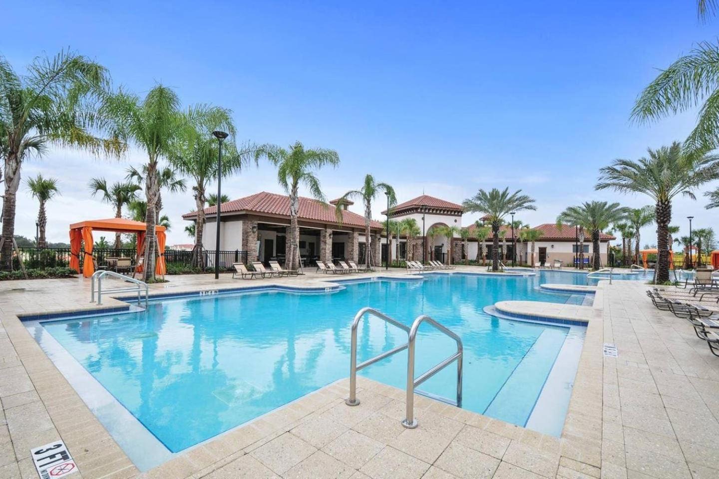 5356 Water Park Solterra Resort 5bed house - 10 minutes from Disney view 5