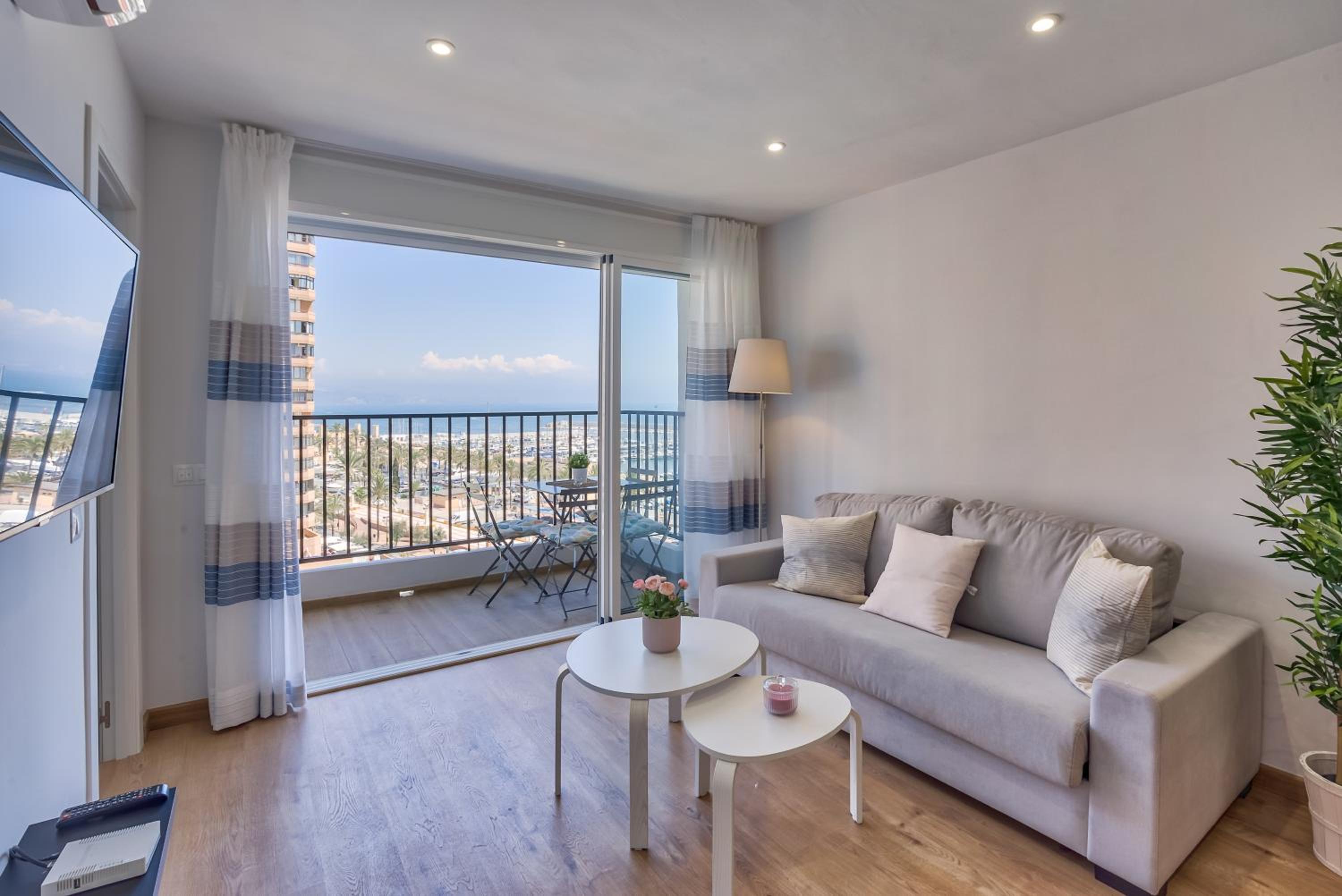 Sur Suites Perla 6-3 view 2