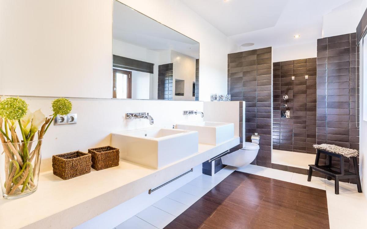Es Quartó view 4