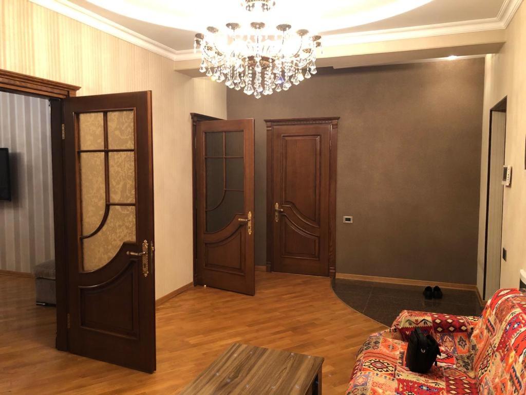 For our friends Center 2 bedrooms