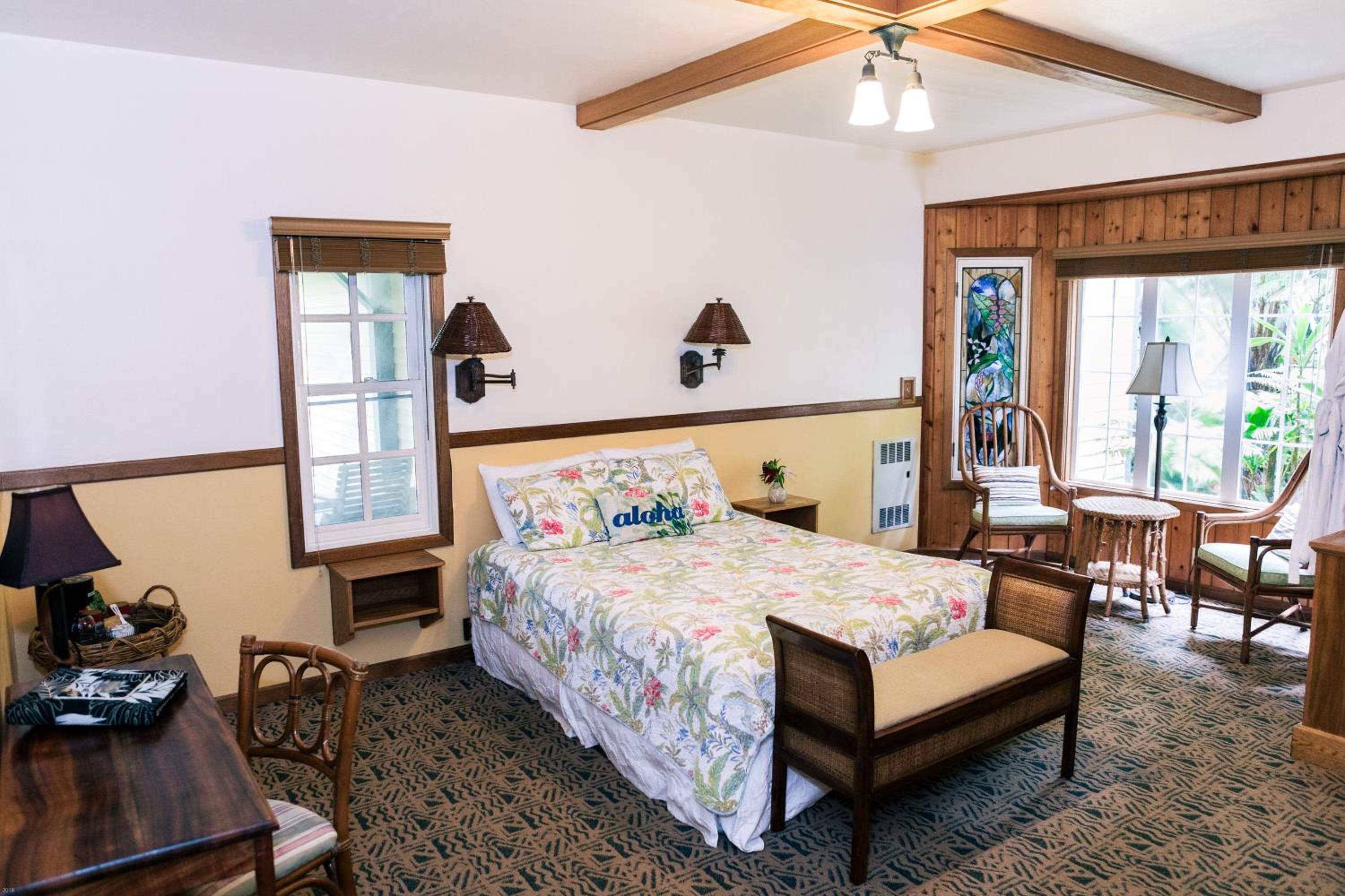Kilauea Lodge and Restaurant