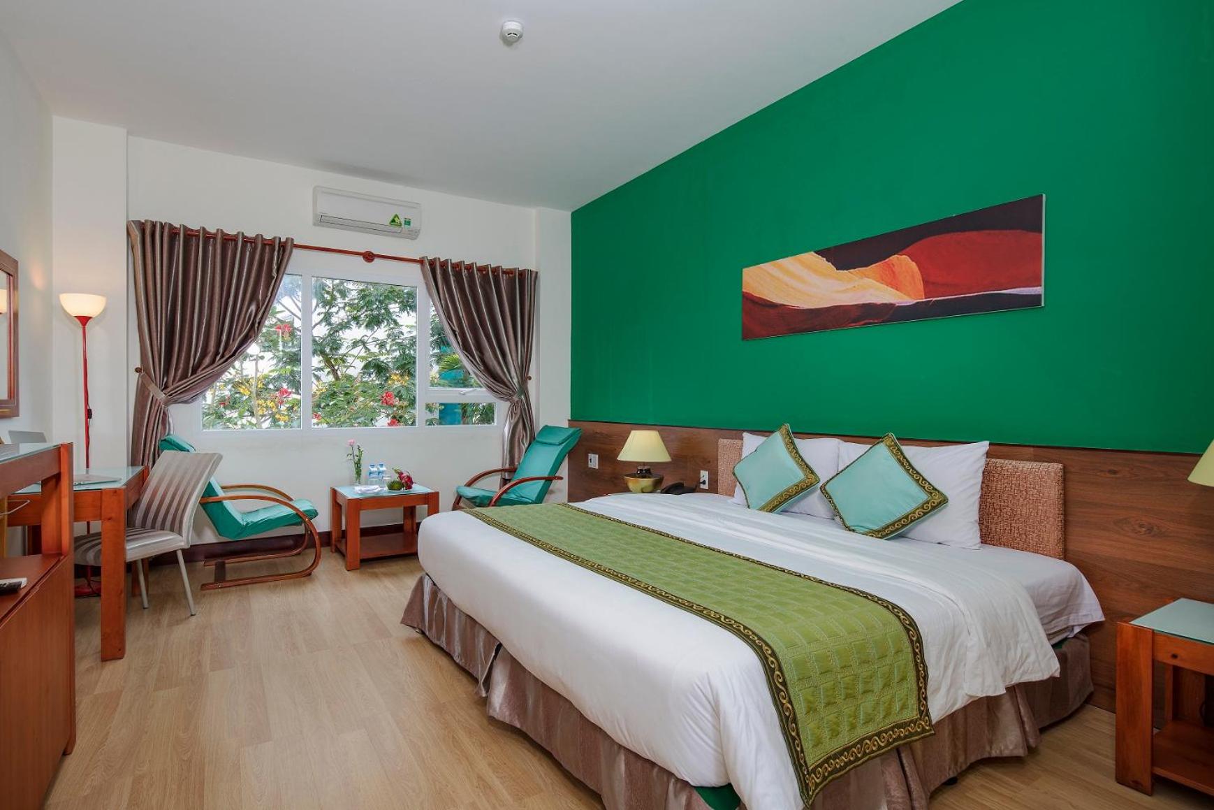 Sai Gon Phong Nha Hotel view 4
