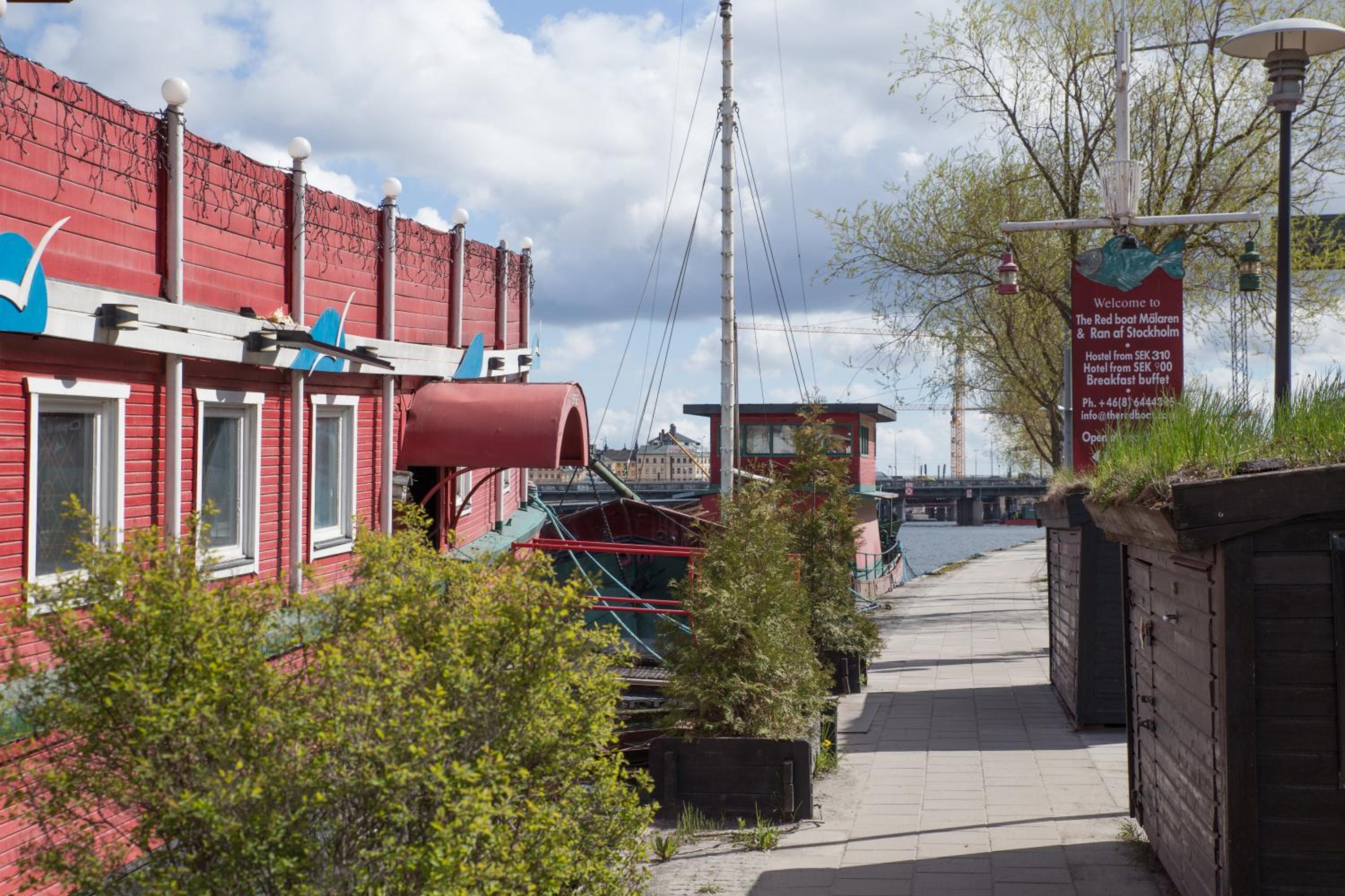 The Red Boat 44
