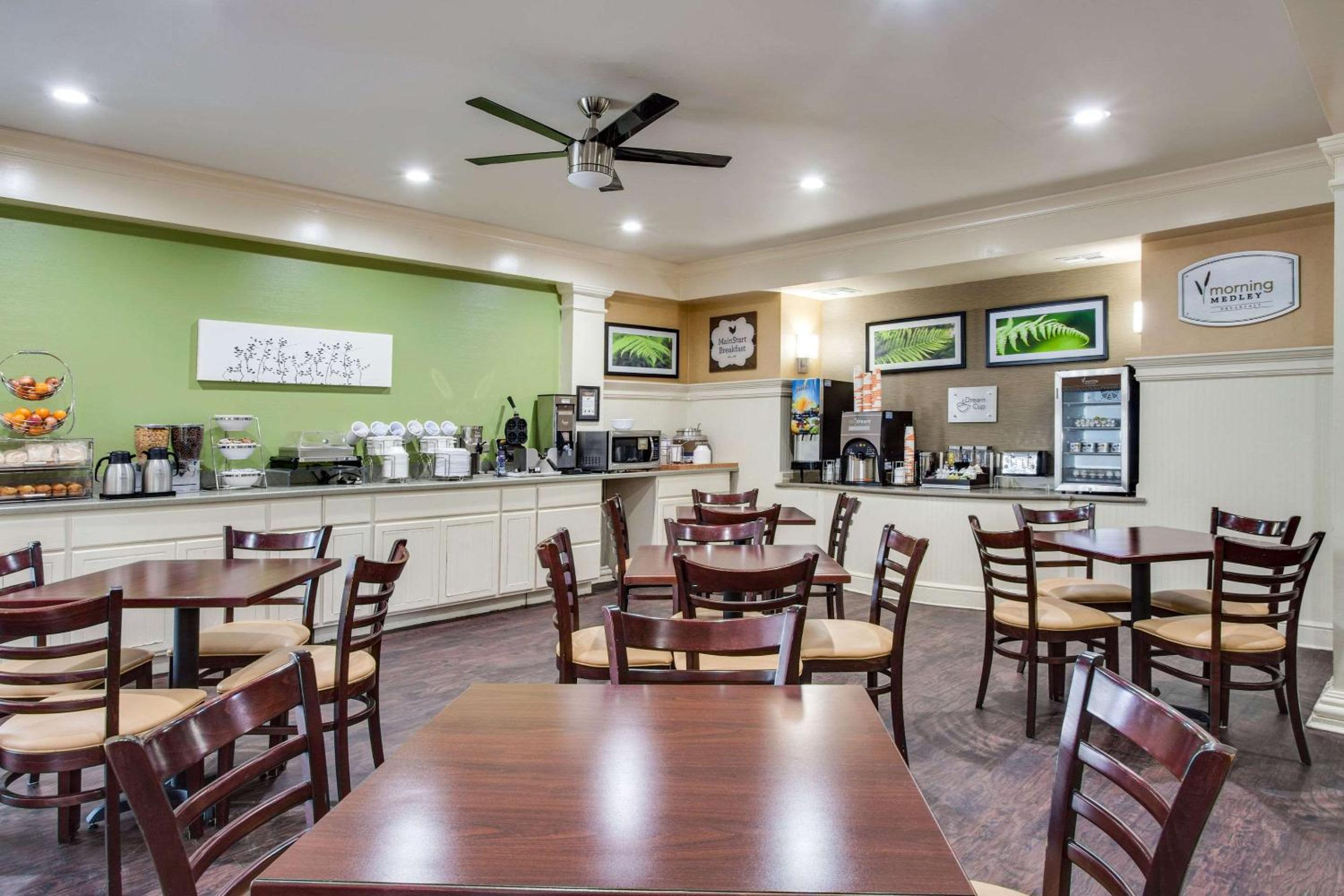 West Palm Beach Vacations - MainStay Suites at PGA Village - Property Image 6