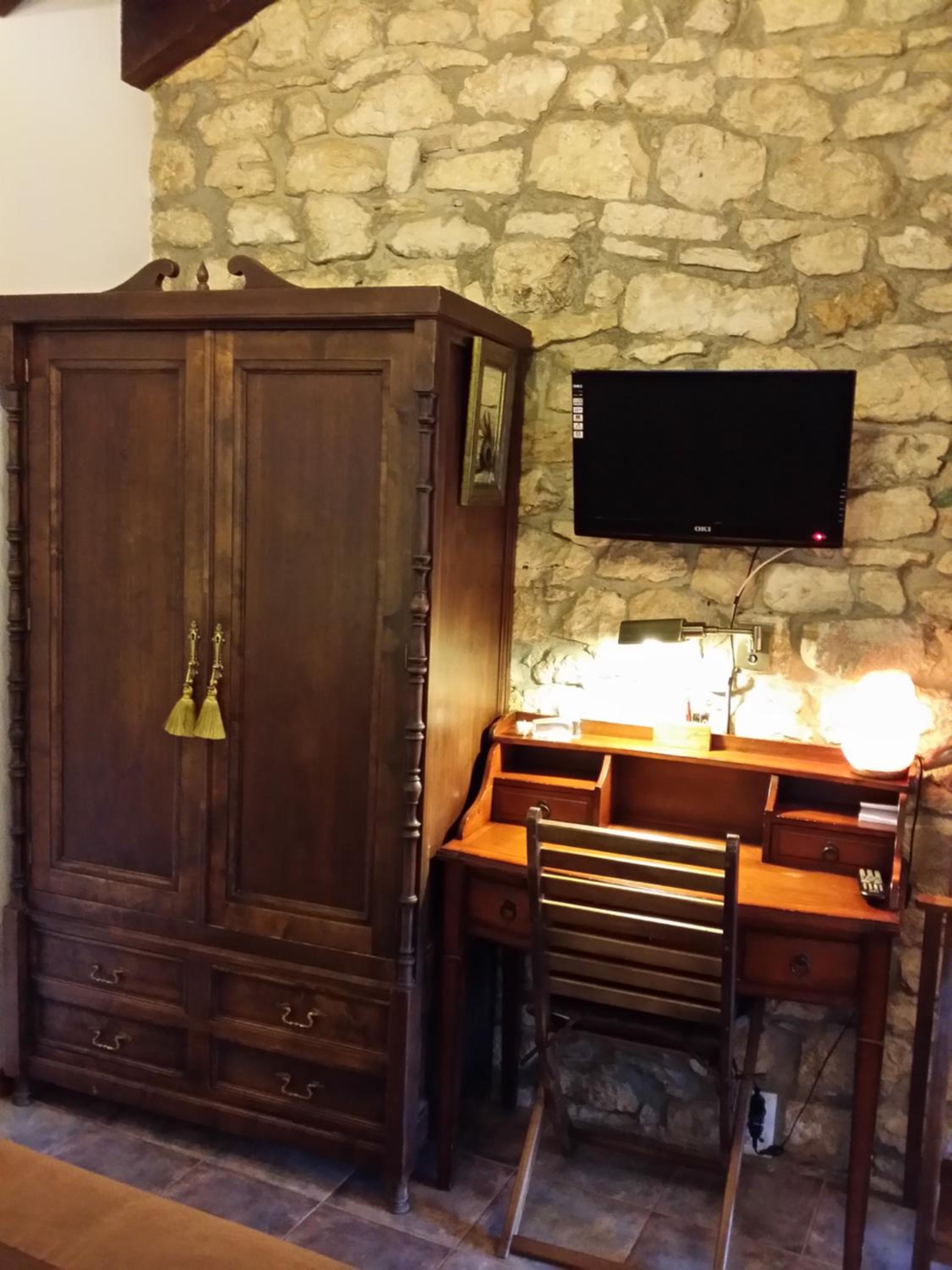 Photo 7