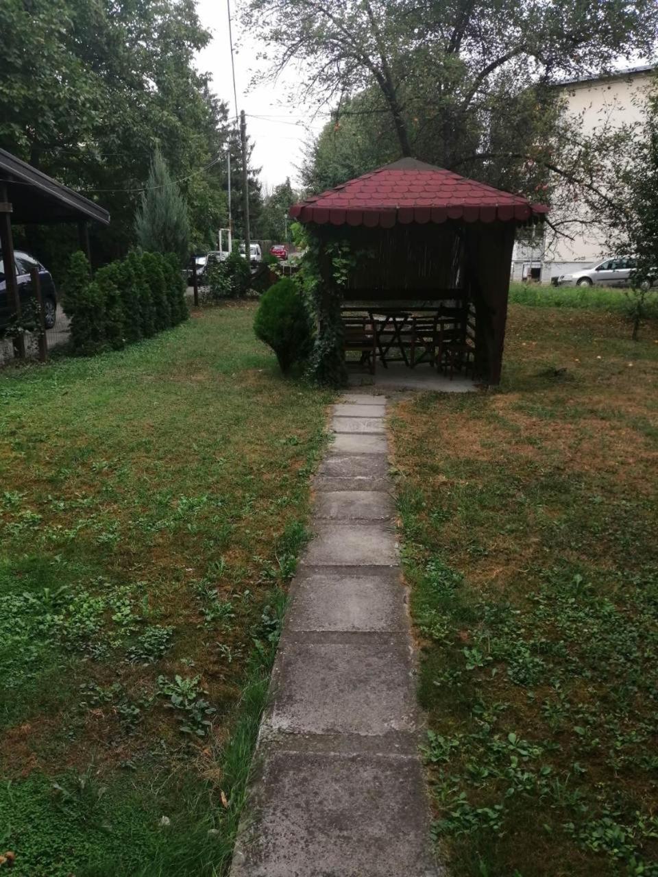 Photo 31