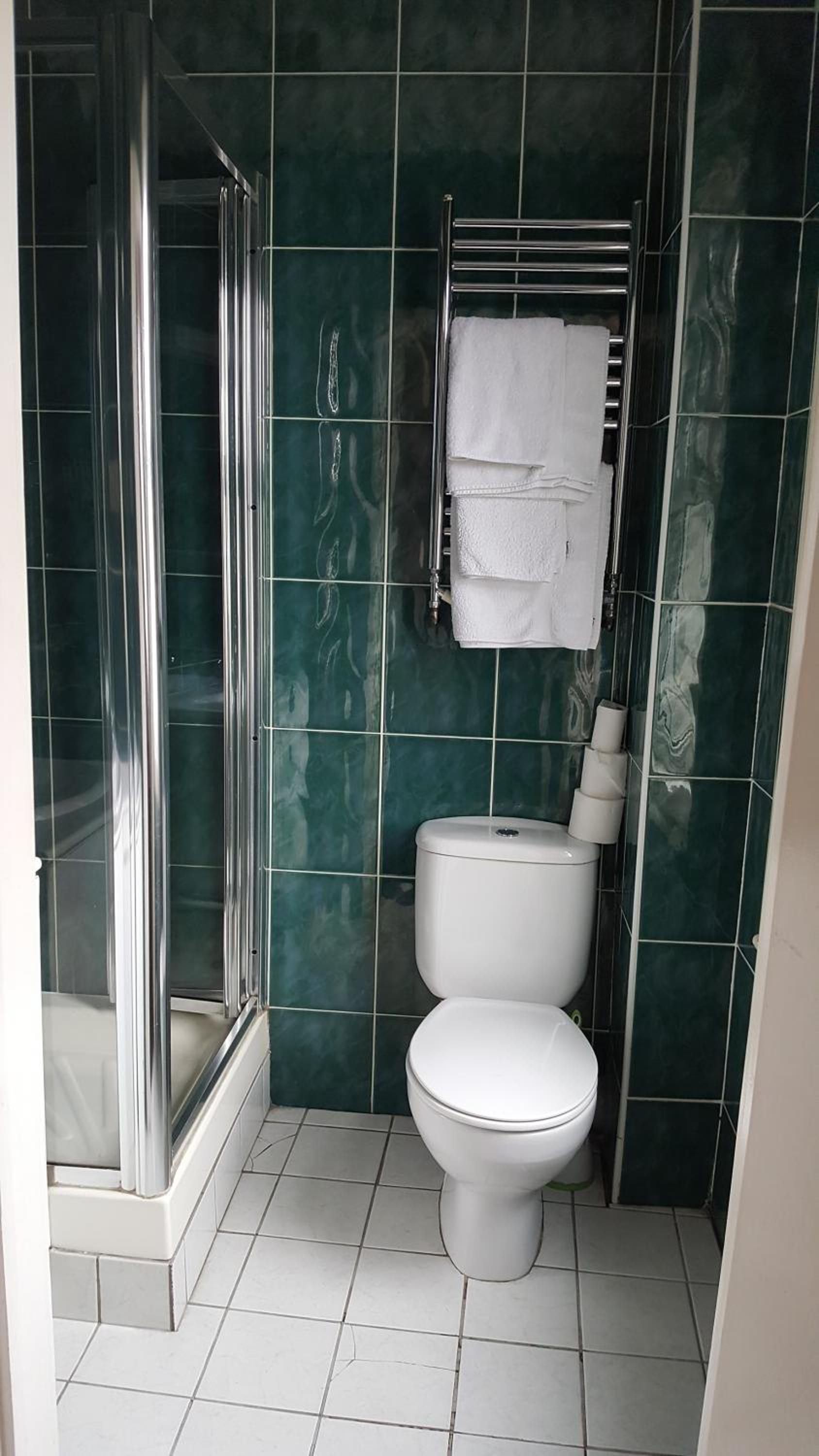 Airport Guest House