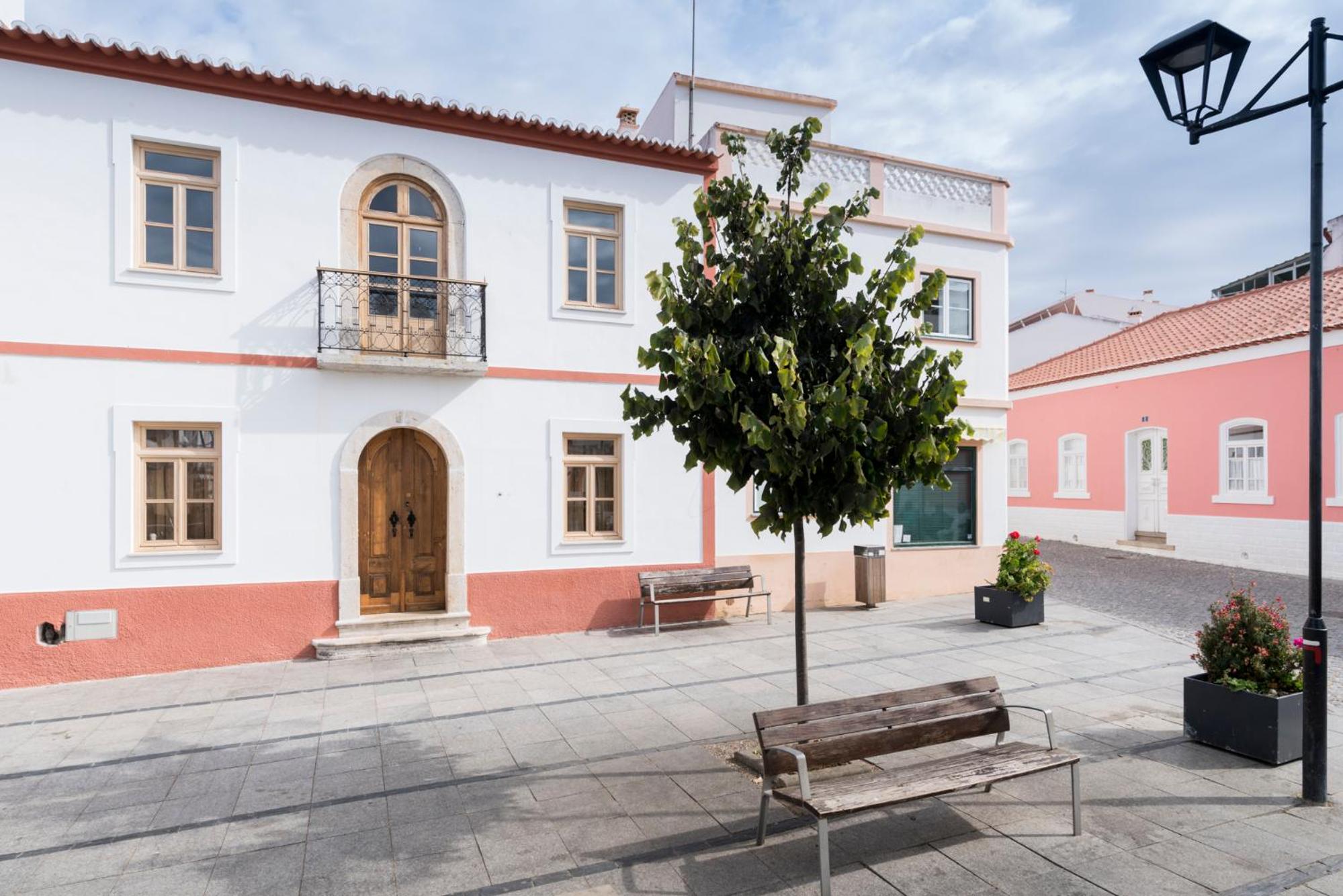 Hotel Bohemian Antique Guesthouse - Image 1