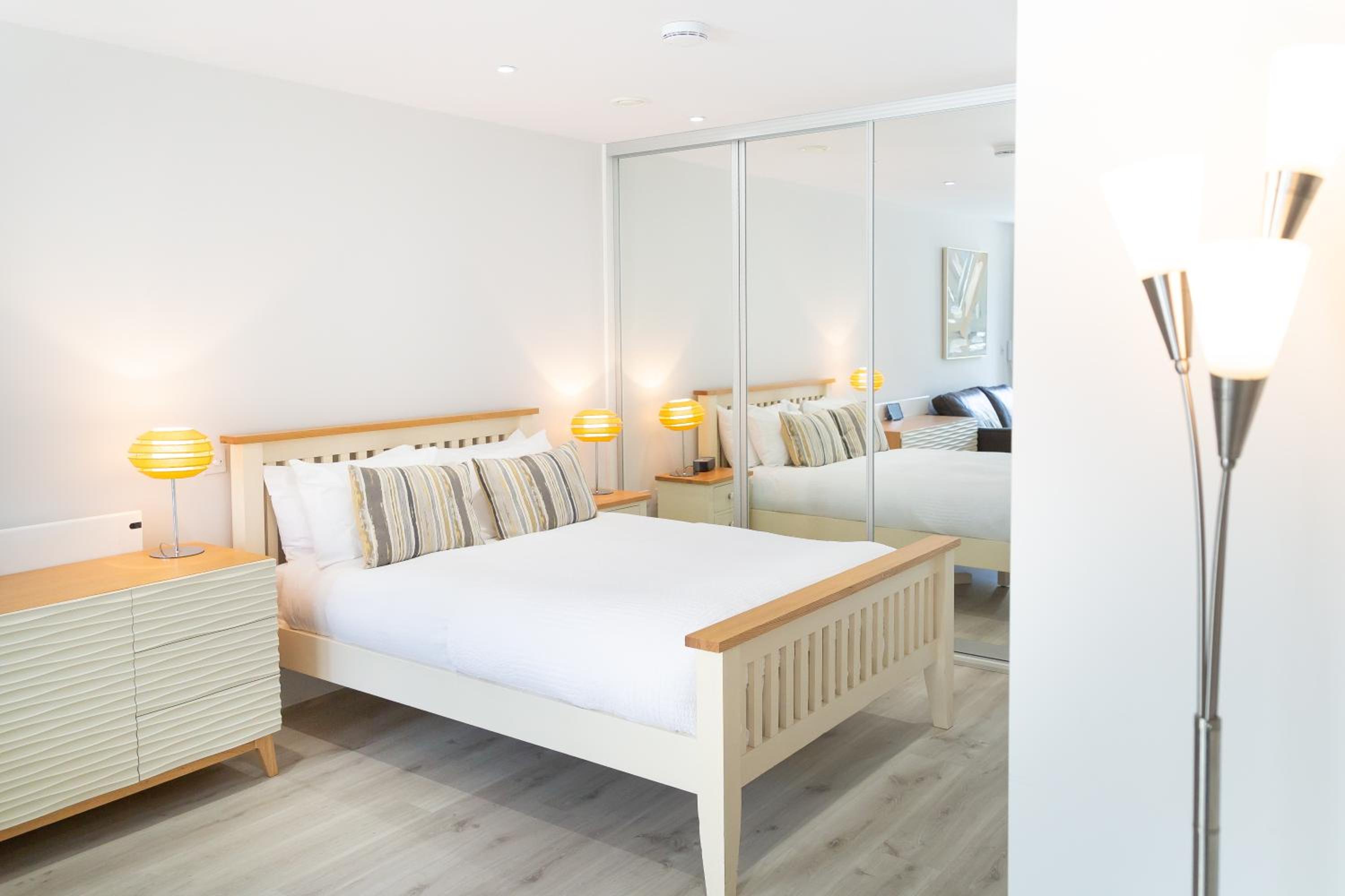 Citystay Living - Midsummer Mews