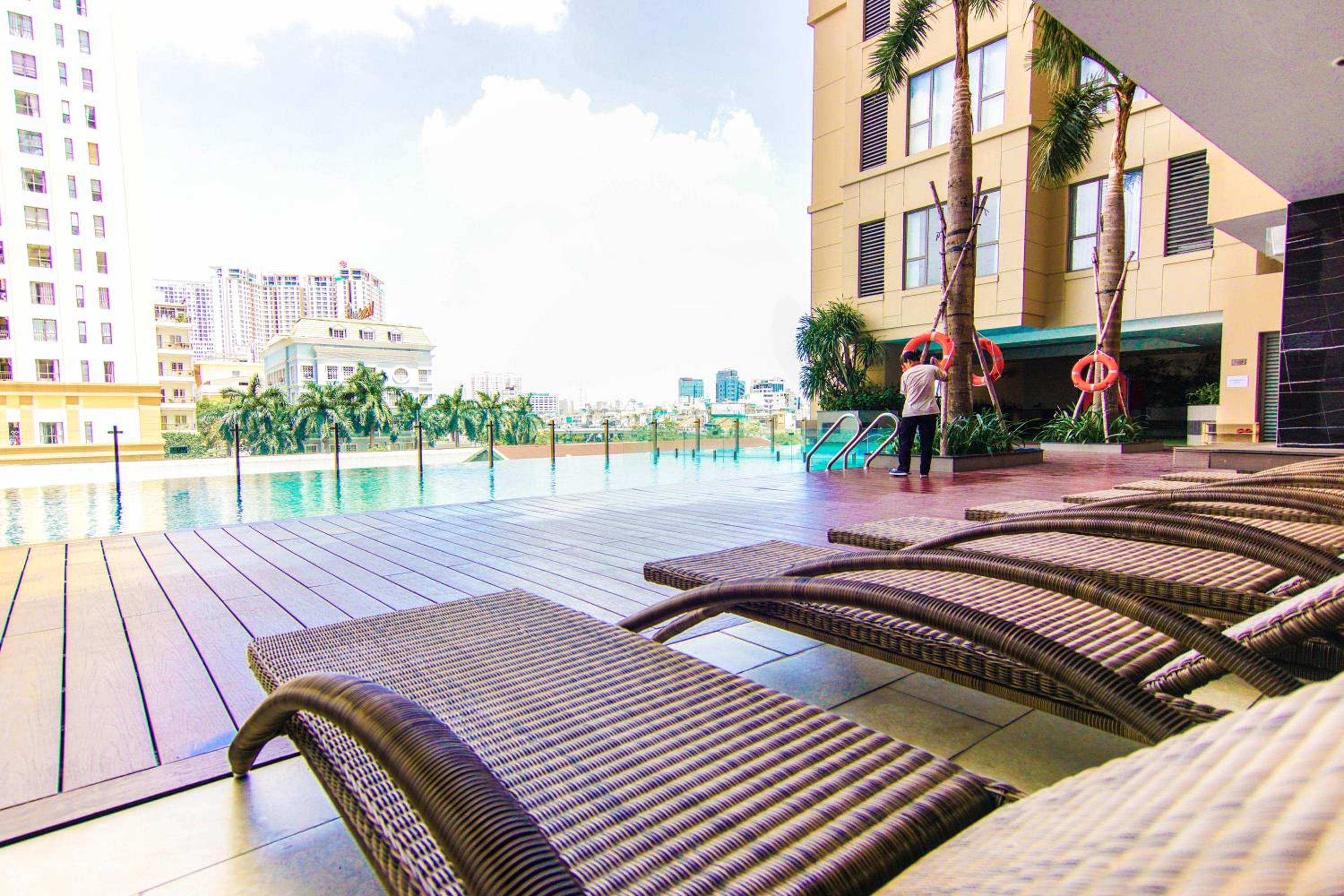 SAI GON HOME PARTY STUDIO-FREE POOL AND GYM AT CITY CENTER