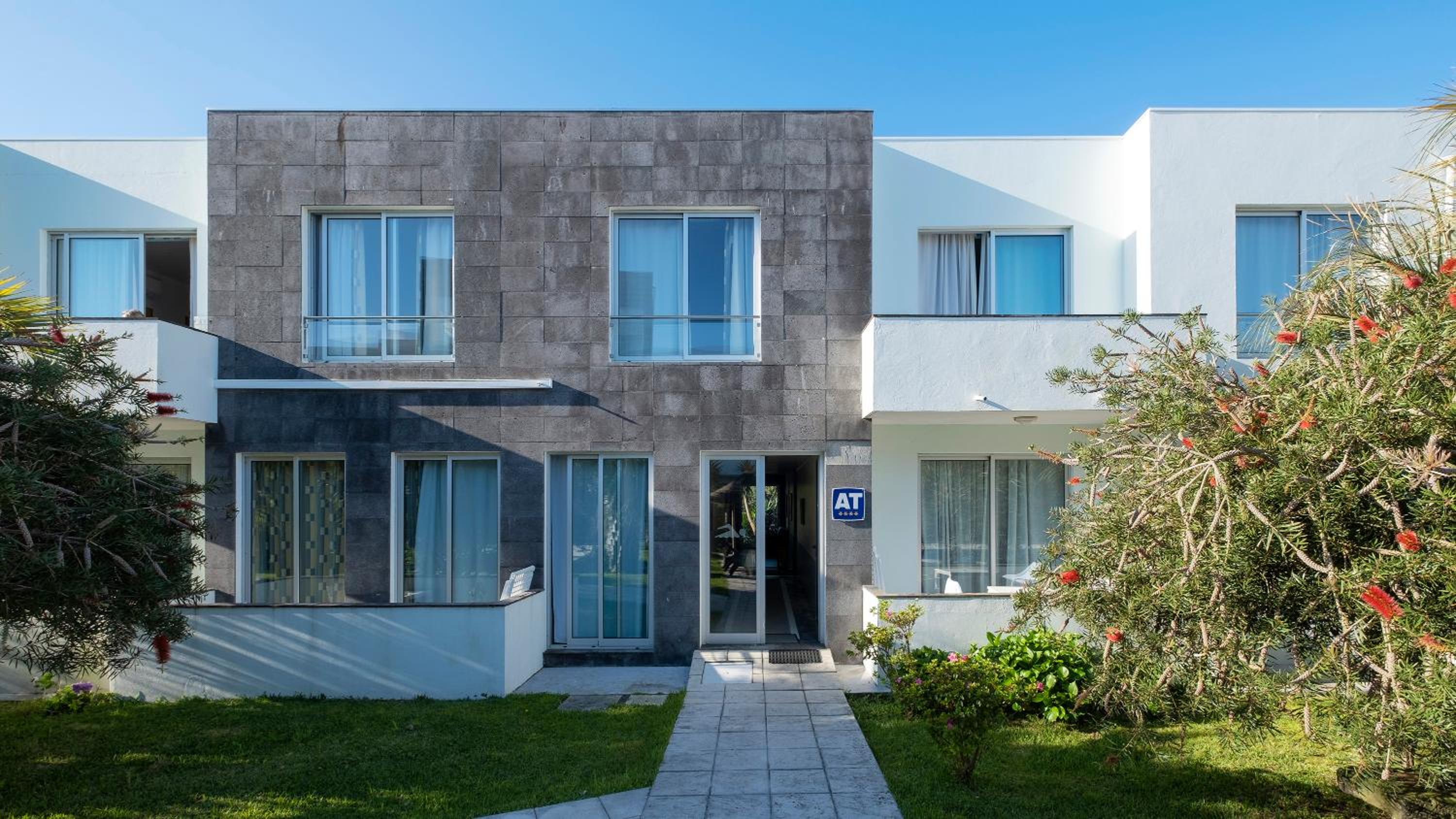 Hotel Acorsonho Apartamentos Turisticos - Image 1