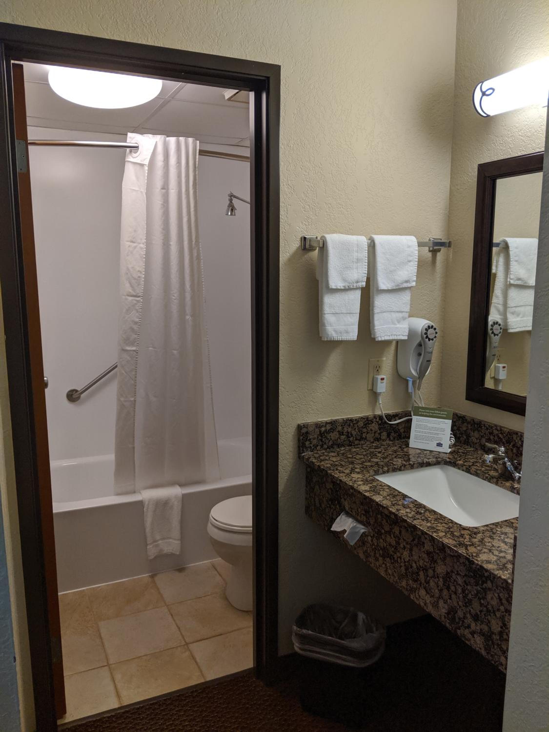 Miscellaneous Market Vacations - AmericInn by Wyndham St. Peter - Property Image 4