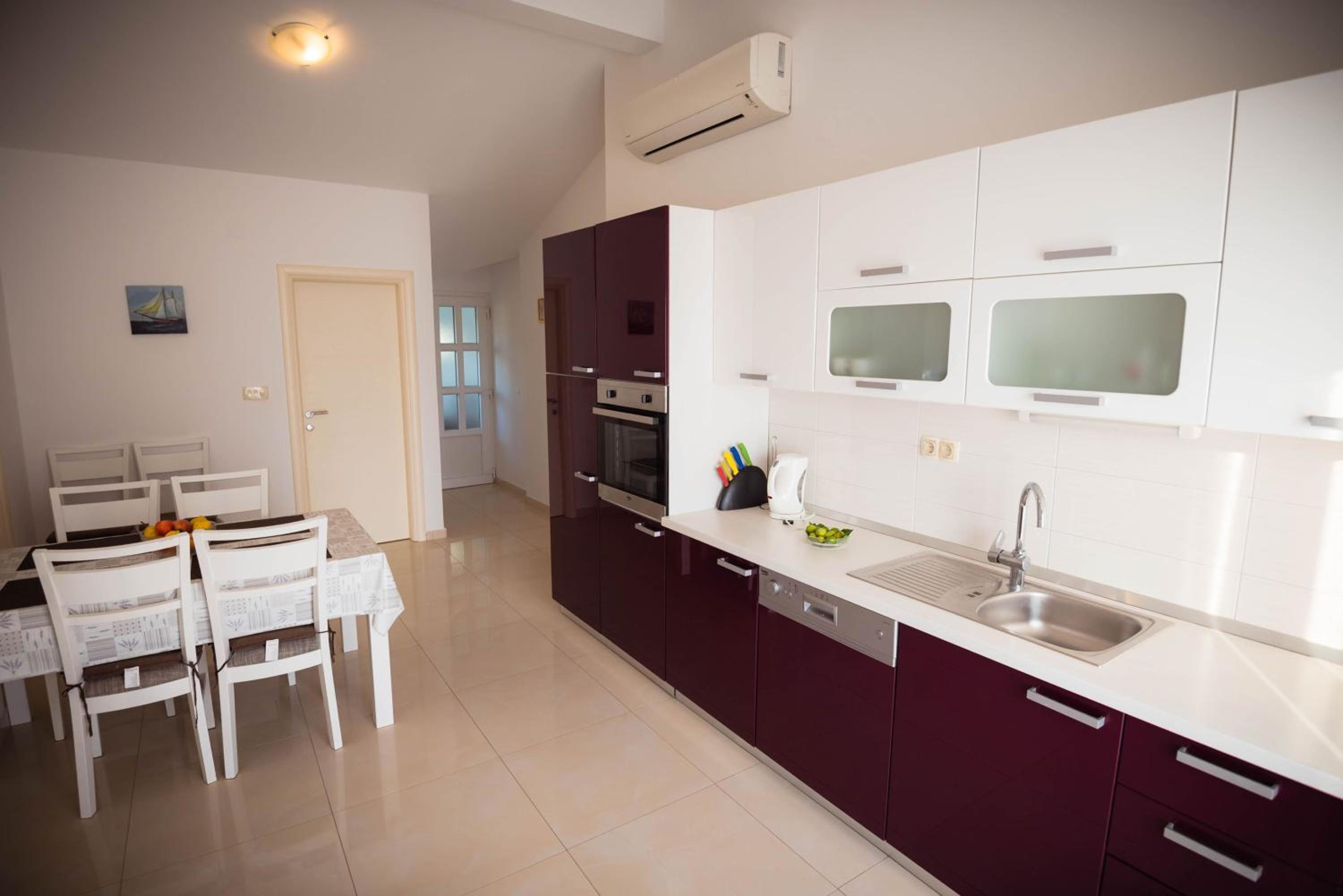 Apartmani Bare i Danica view 4