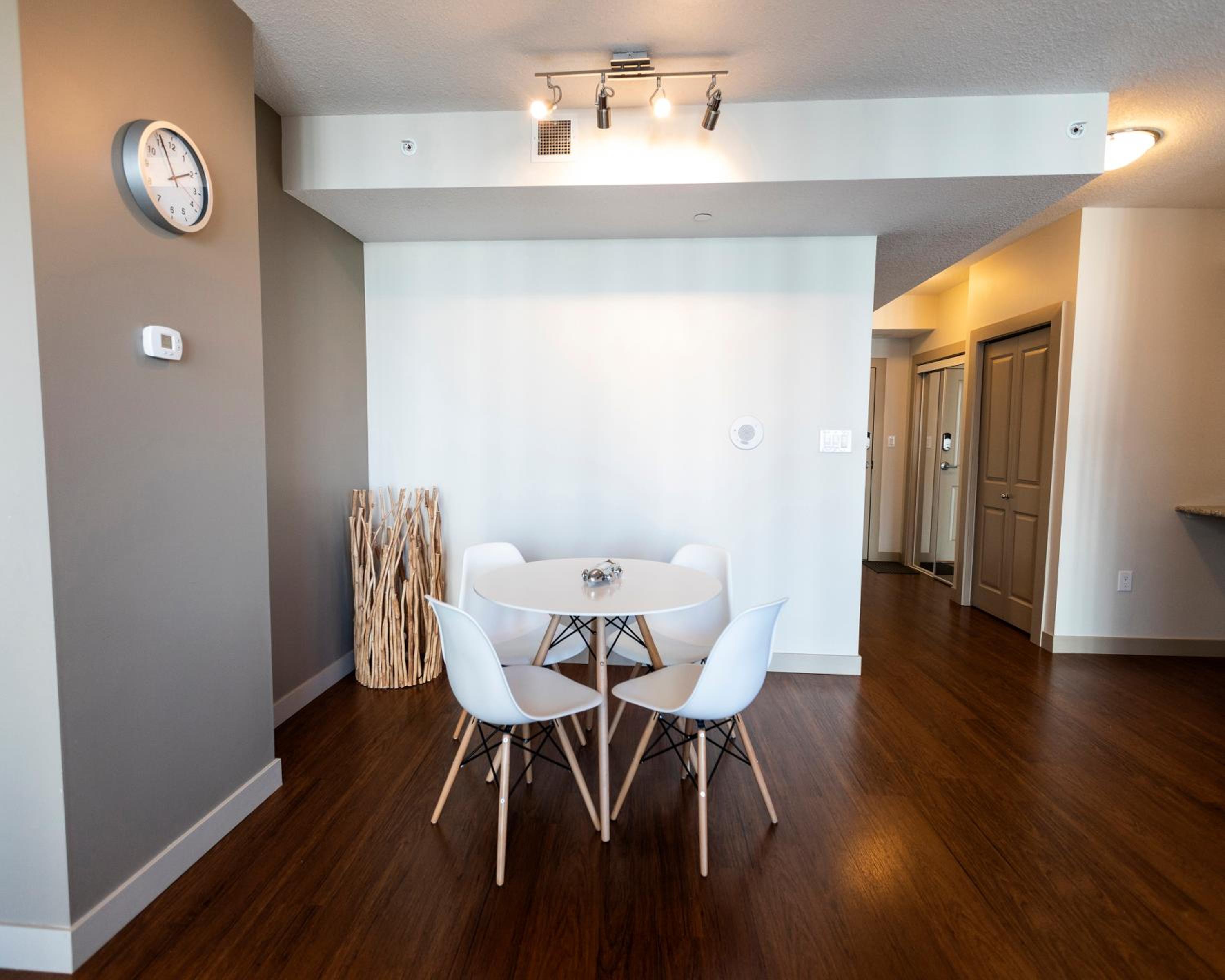 Mayfair Luxe Suites Premium by Corporate Stays