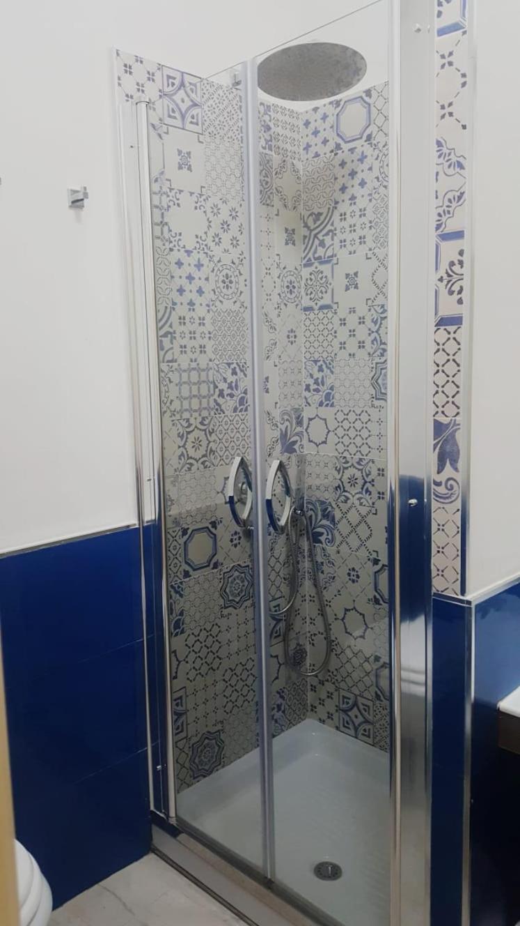 Brezza Marina en Sapri — bathroom