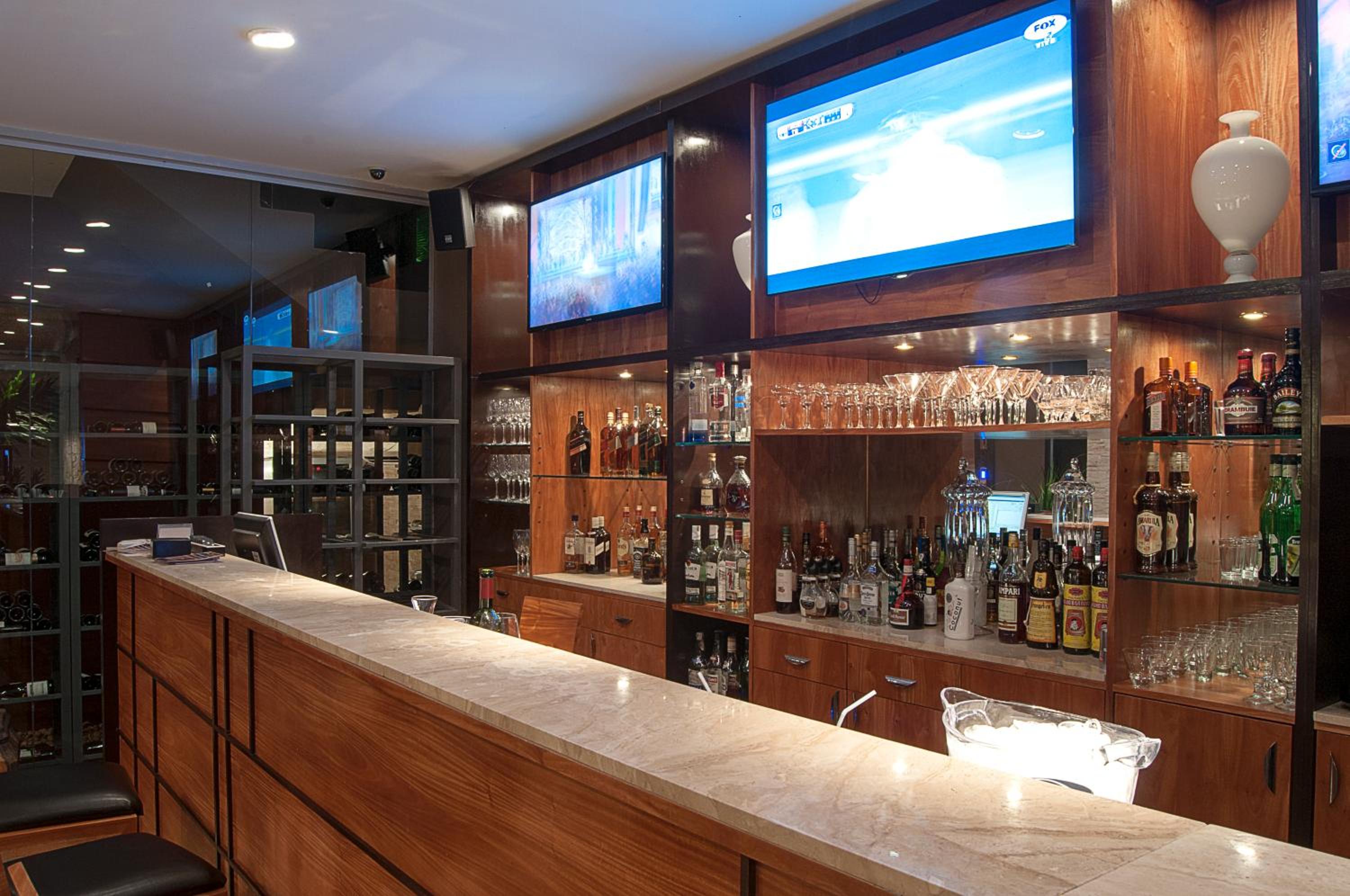 bar